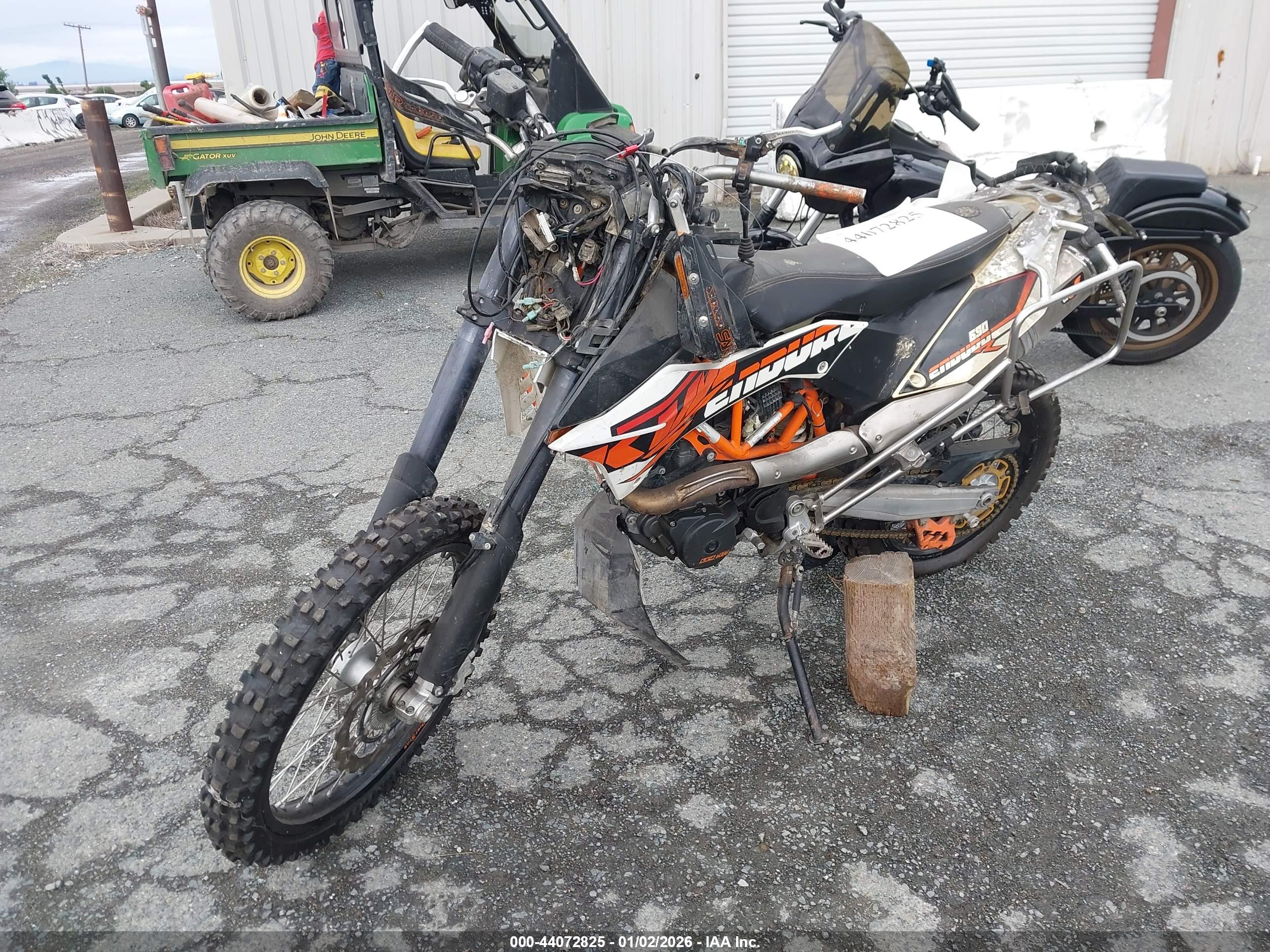 KTM 690 image 2