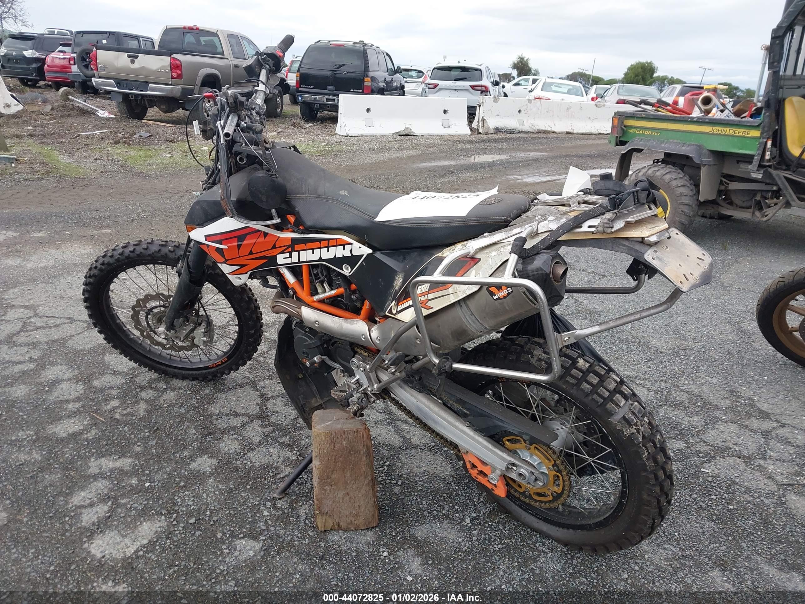 KTM 690 image 3