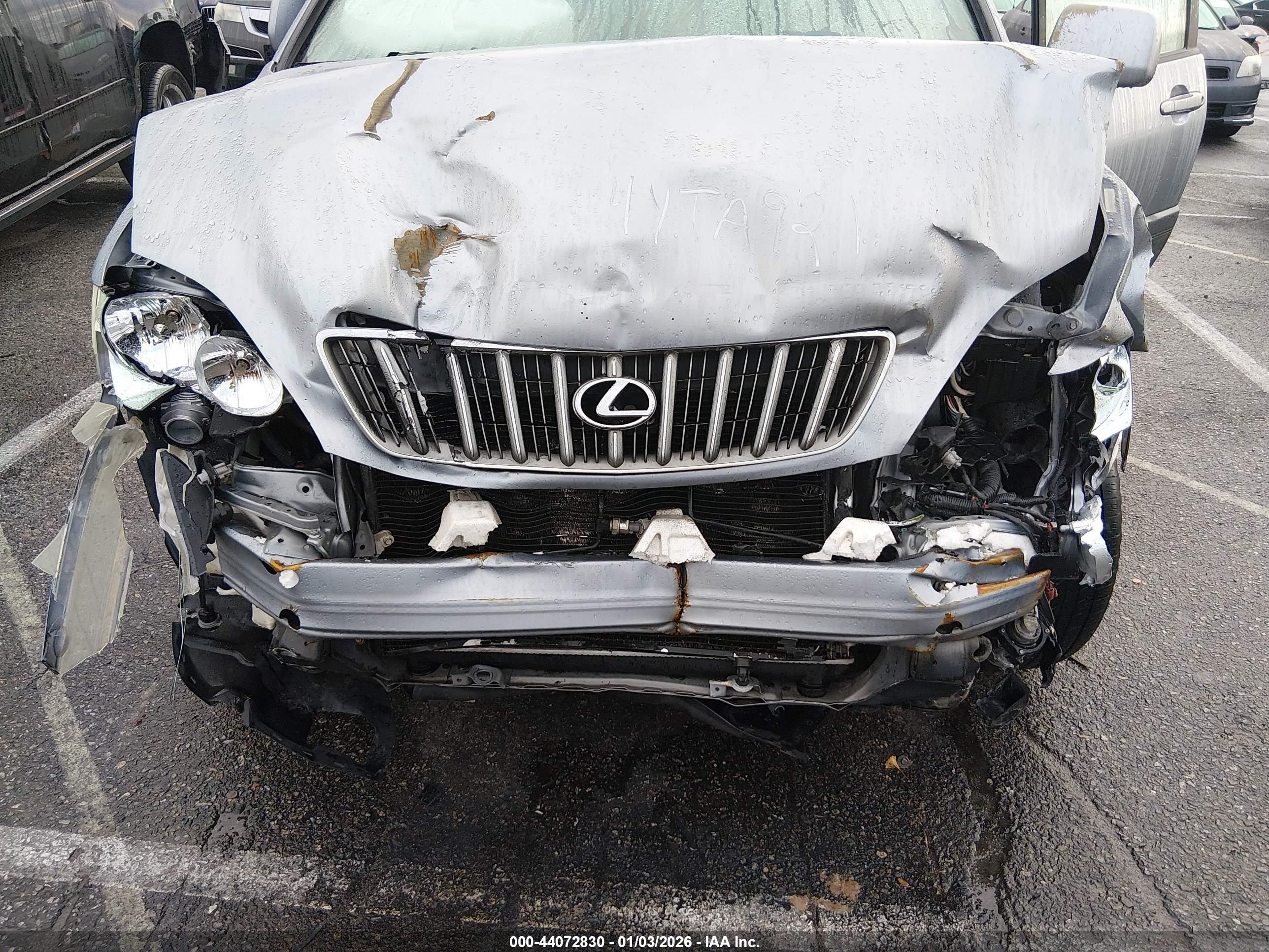 LEXUS RX image 6