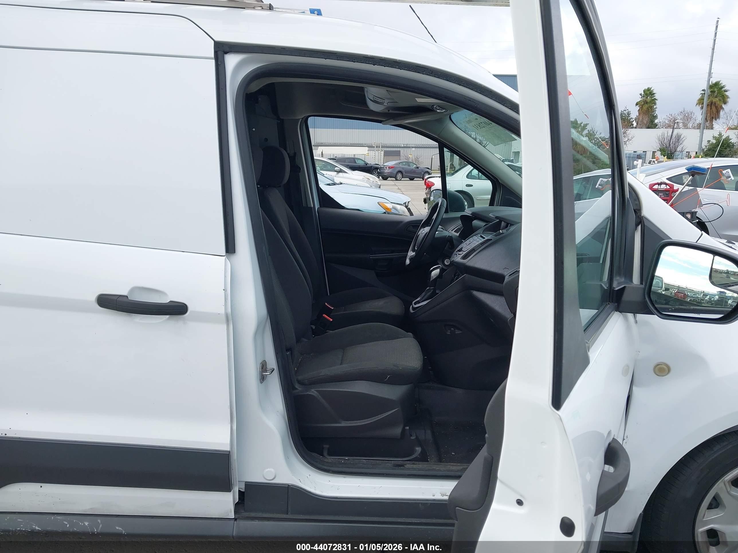 FORD TRANSIT image 5