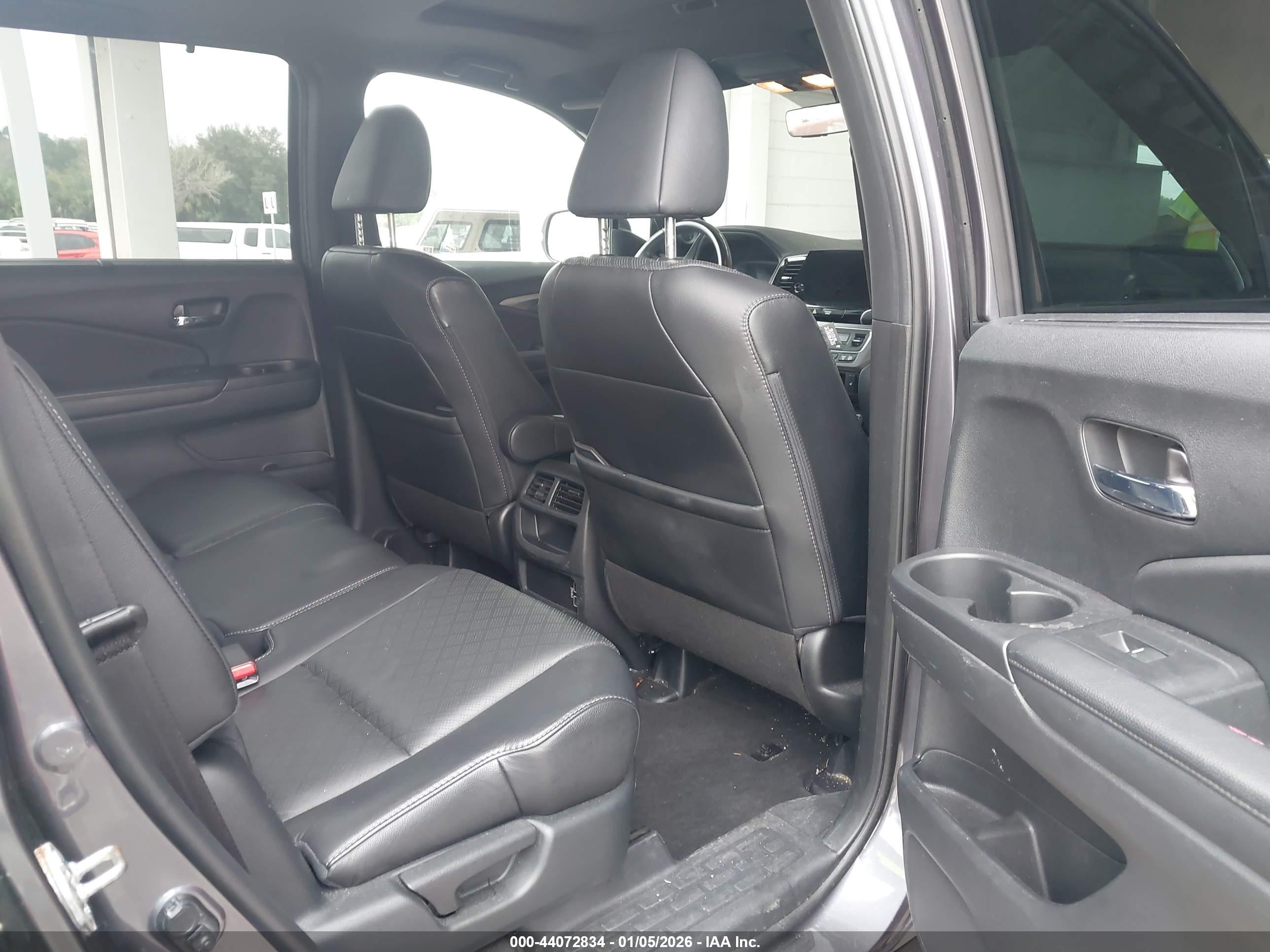 HONDA PASSPORT image 8