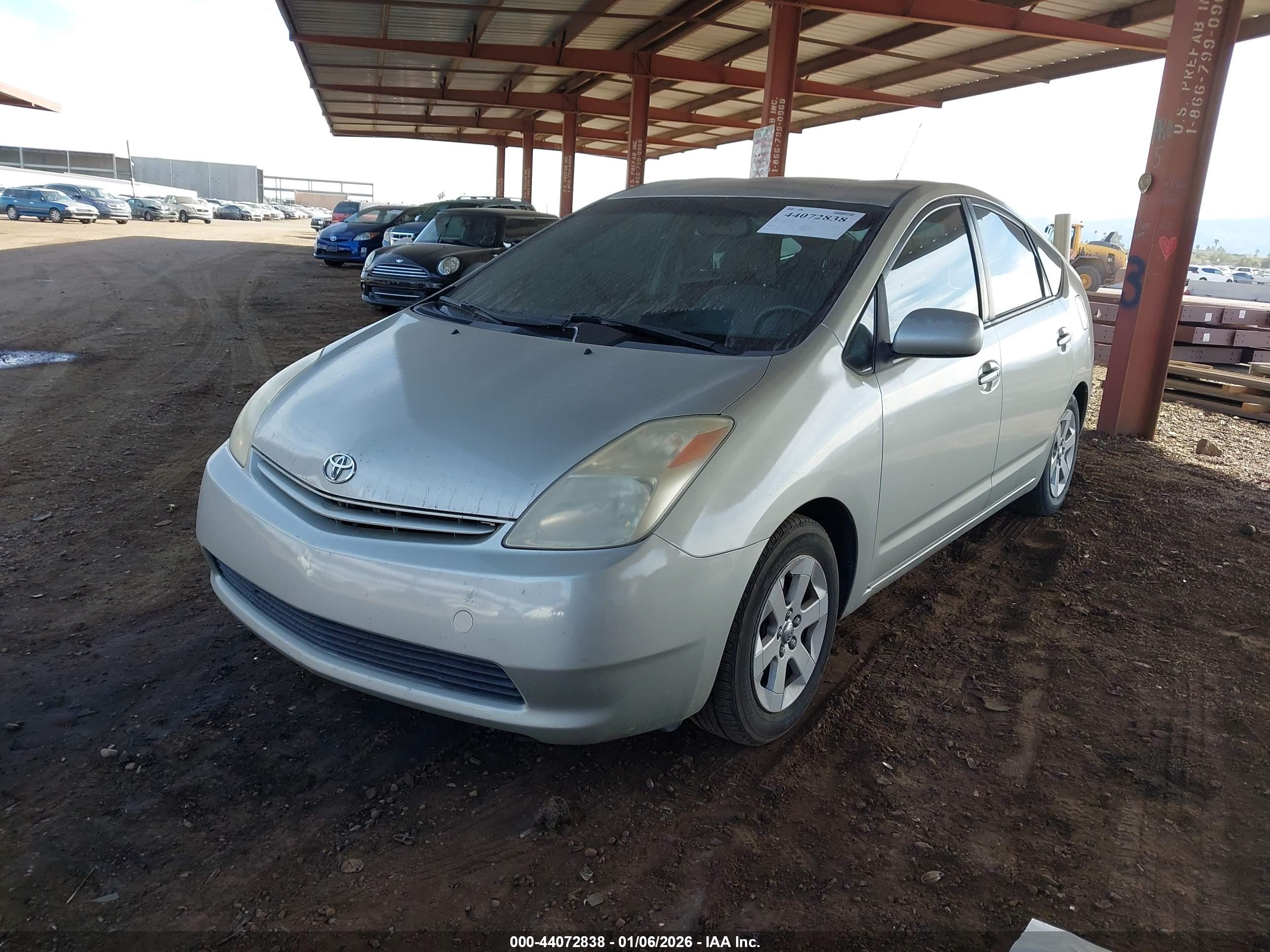 TOYOTA PRIUS image 2