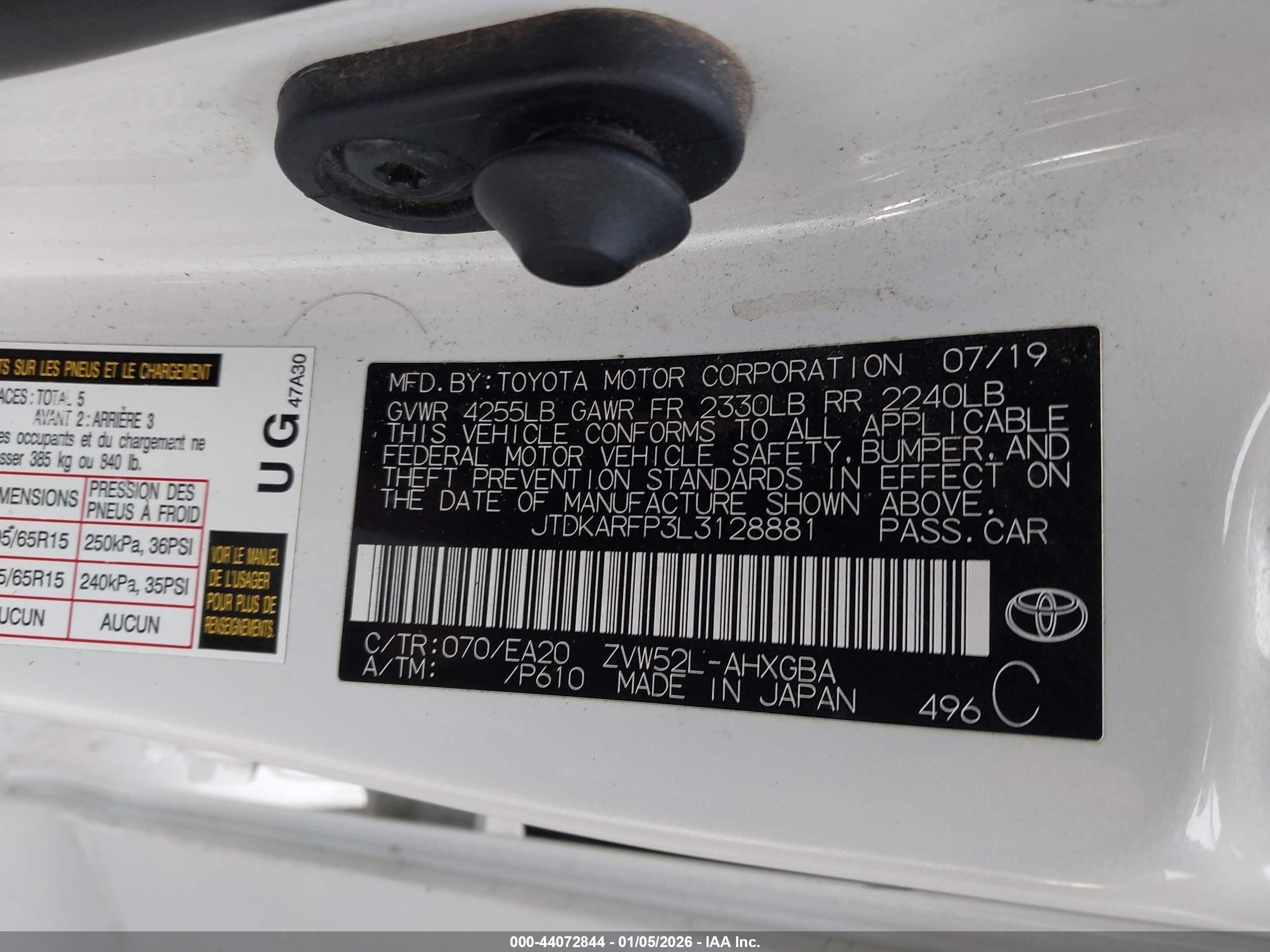 TOYOTA PRIUS image 9