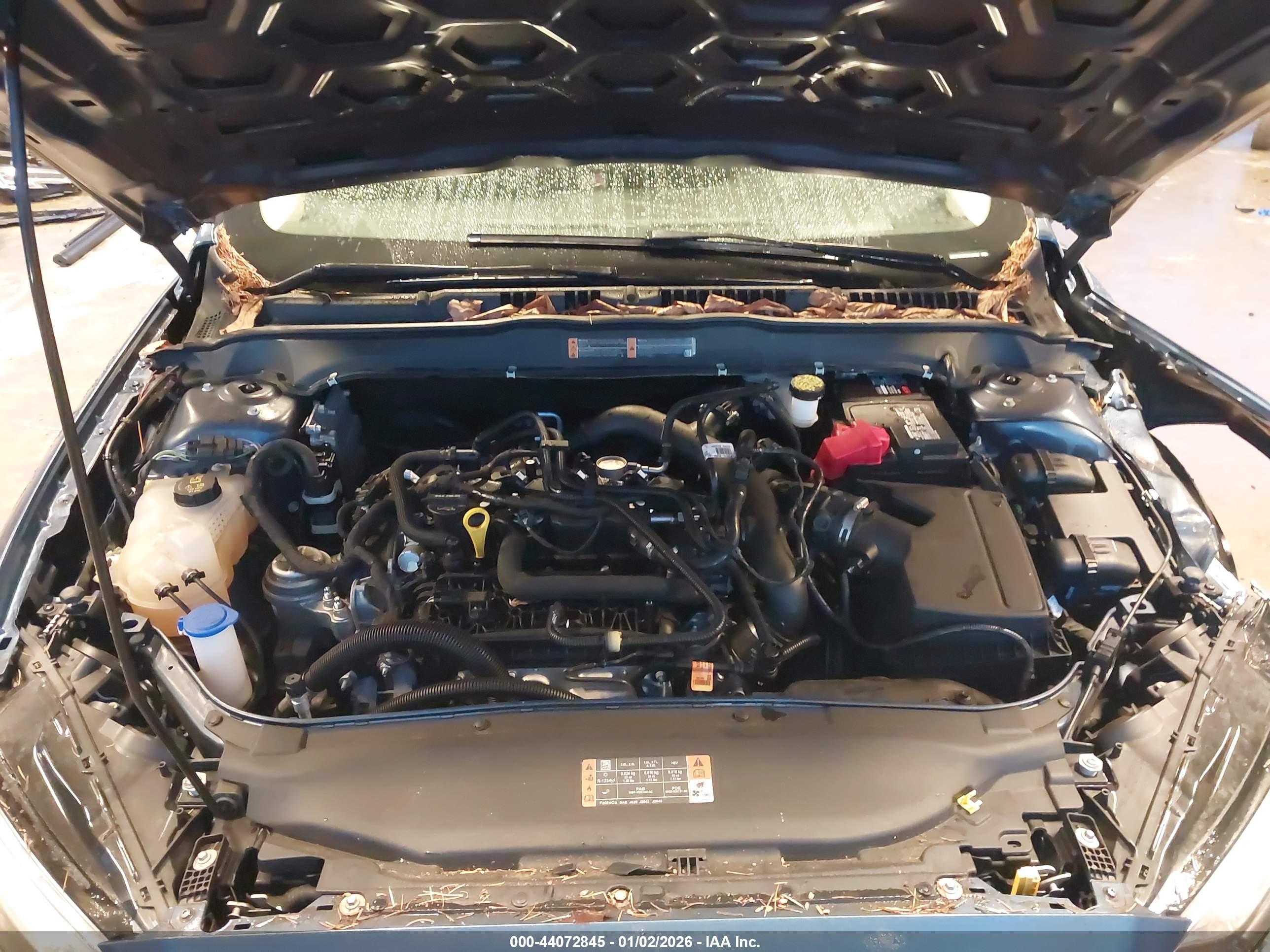 FORD FUSION image 10