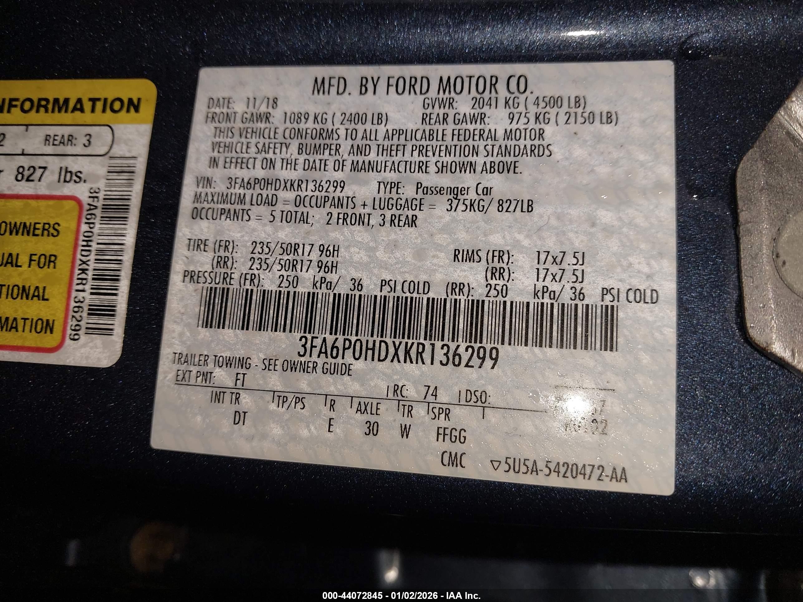 FORD FUSION image 9