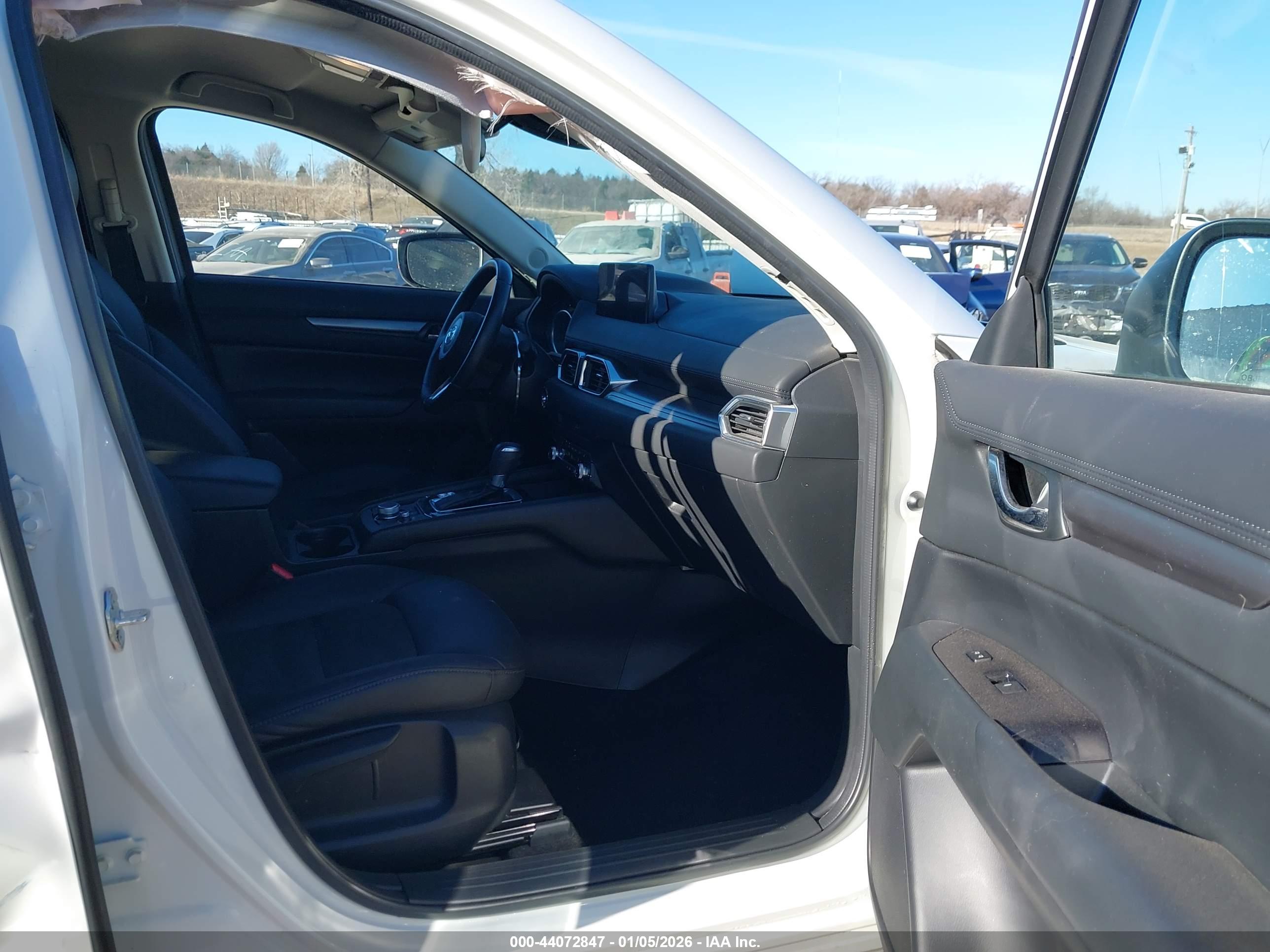 MAZDA CX-5 image 5