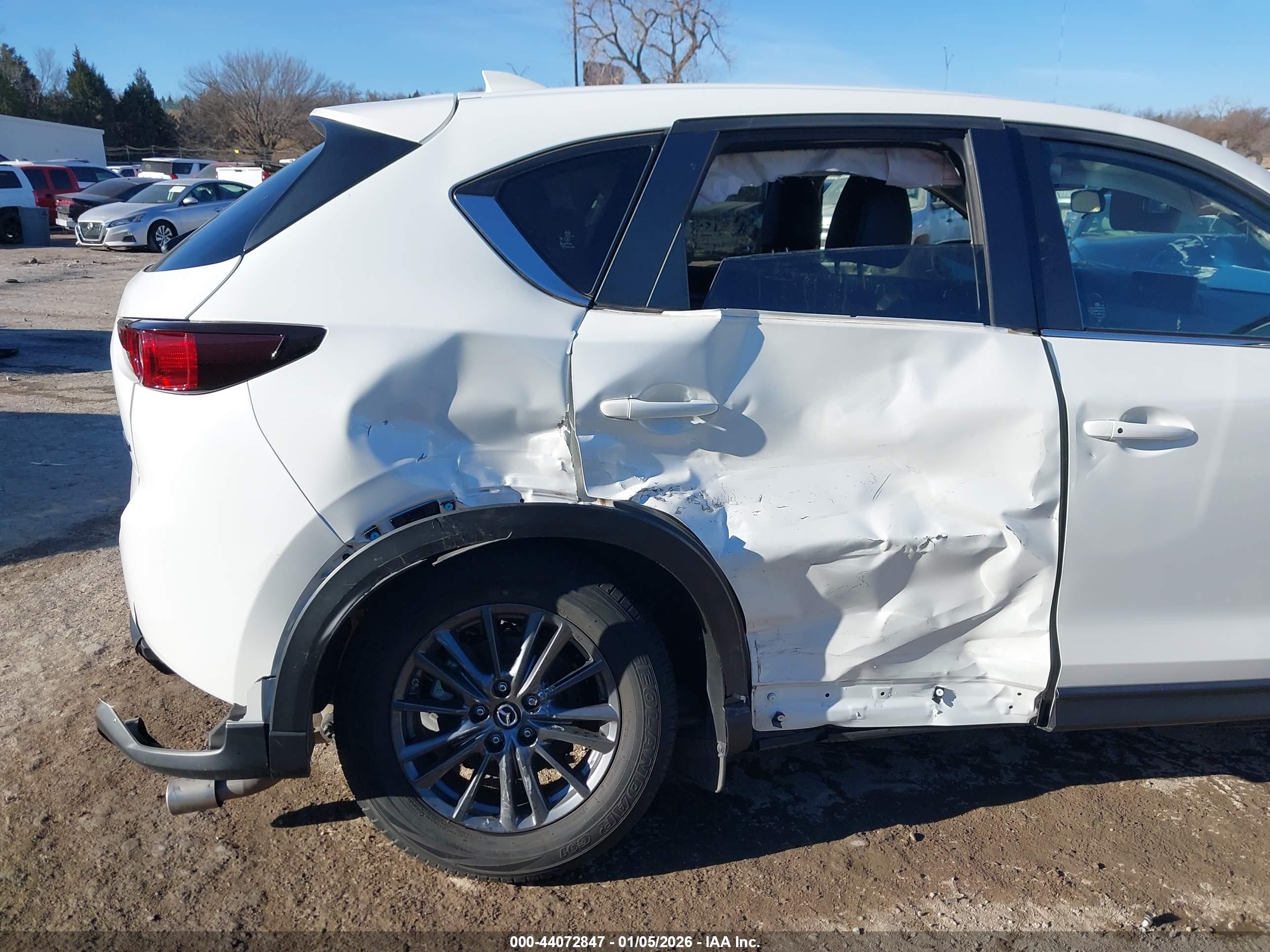 MAZDA CX-5 image 6