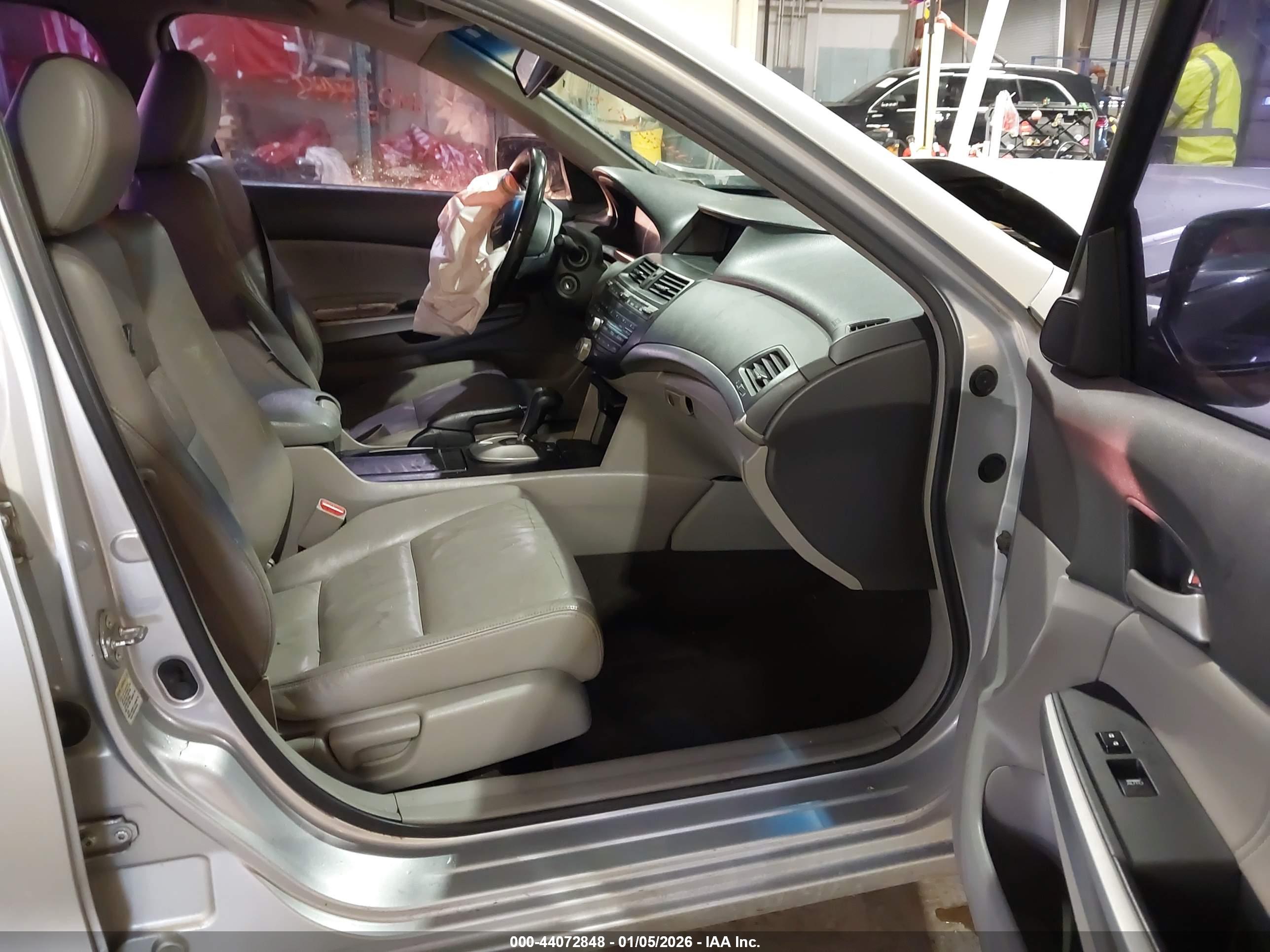 HONDA ACCORD image 5