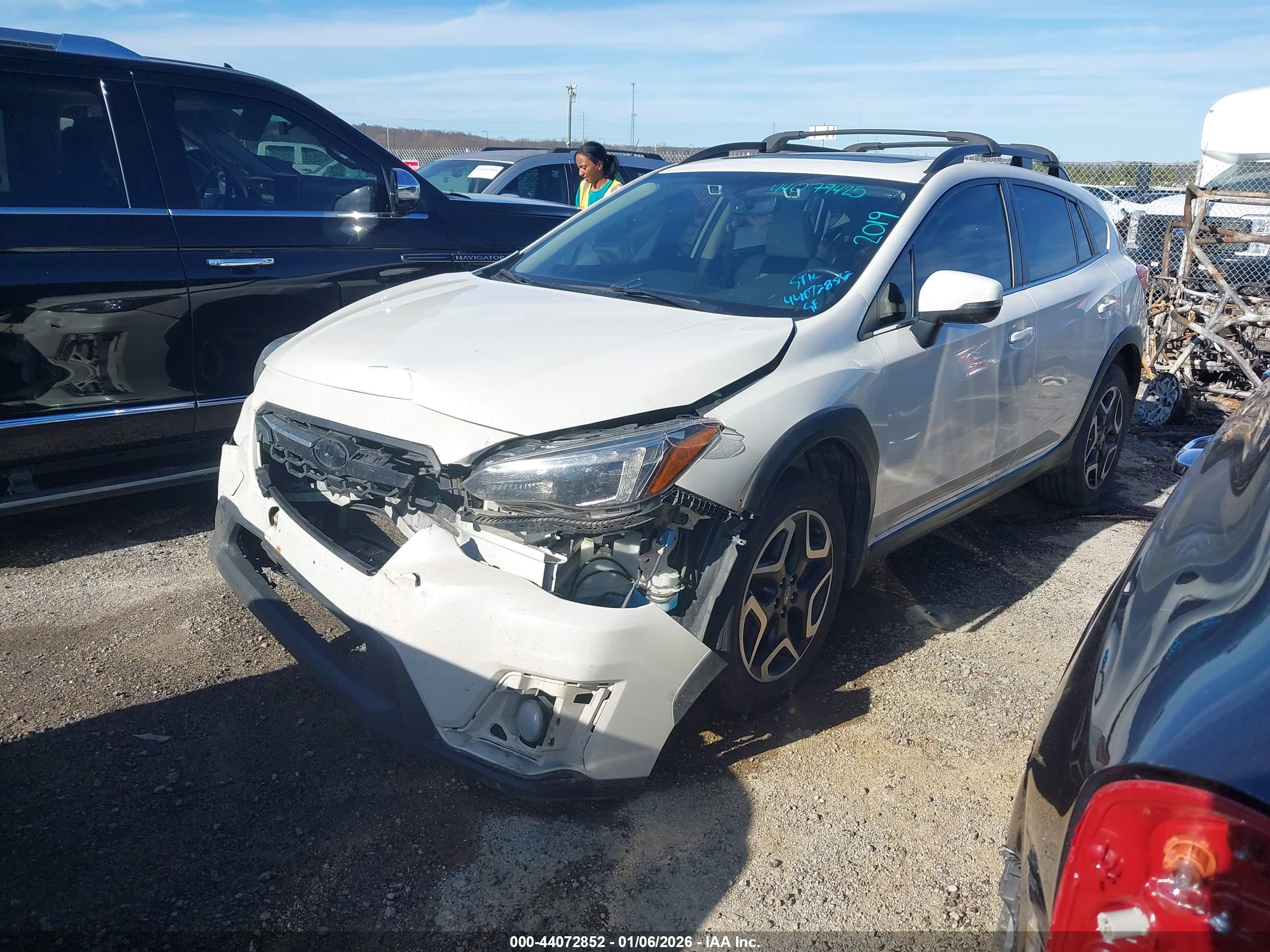 SUBARU CROSSTREK image 2