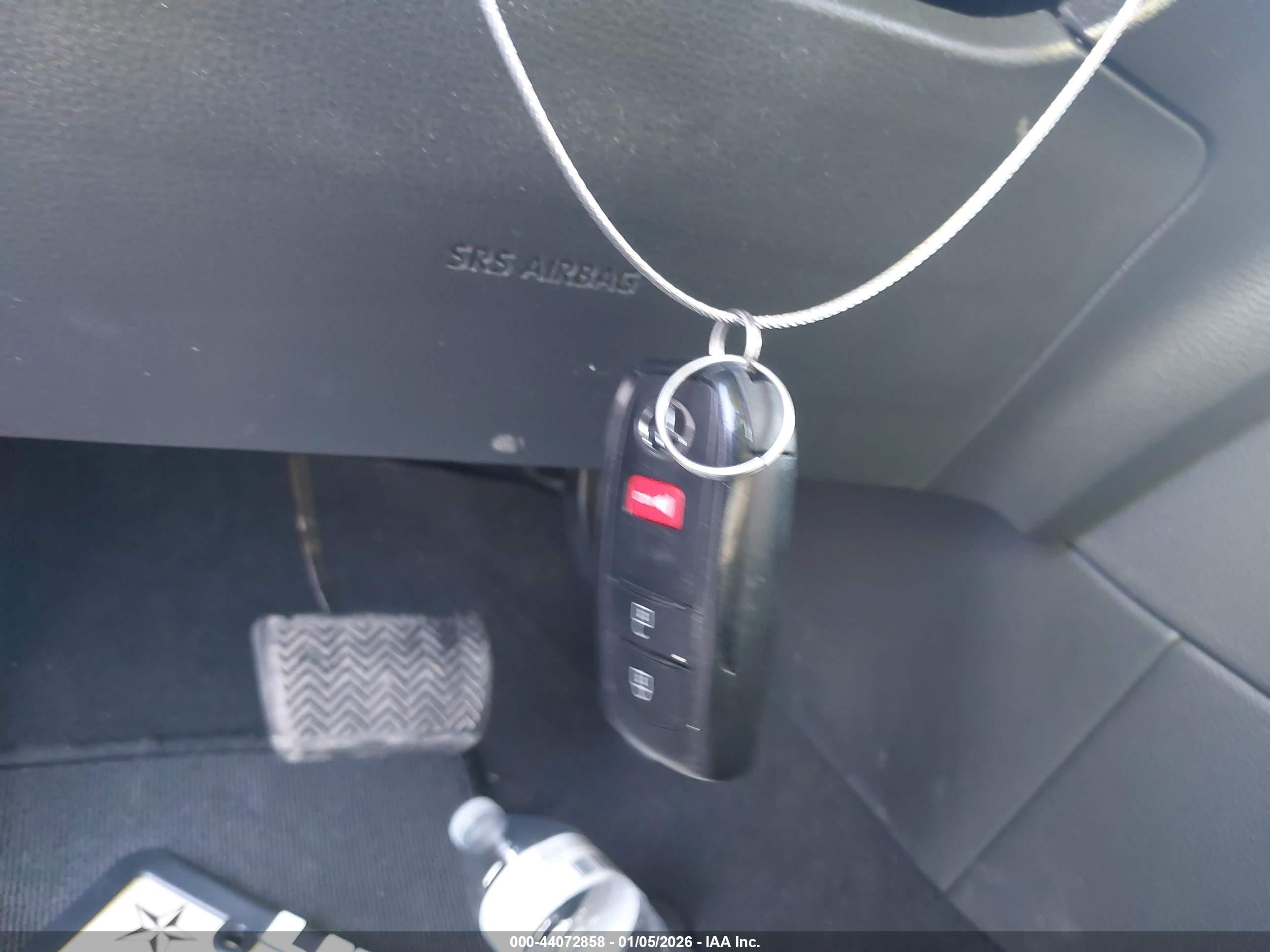 TOYOTA COROLLA image 11