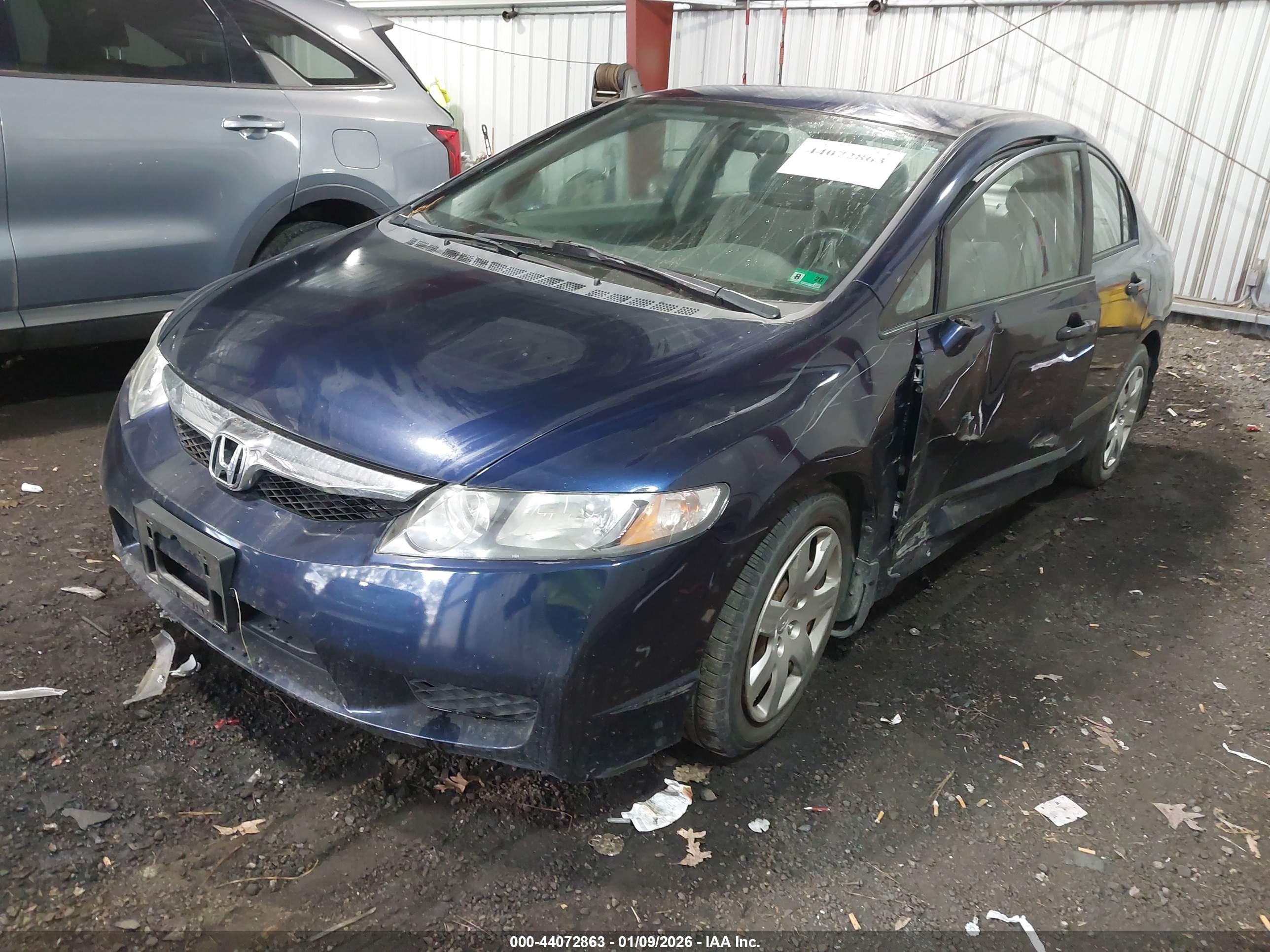HONDA CIVIC image 2