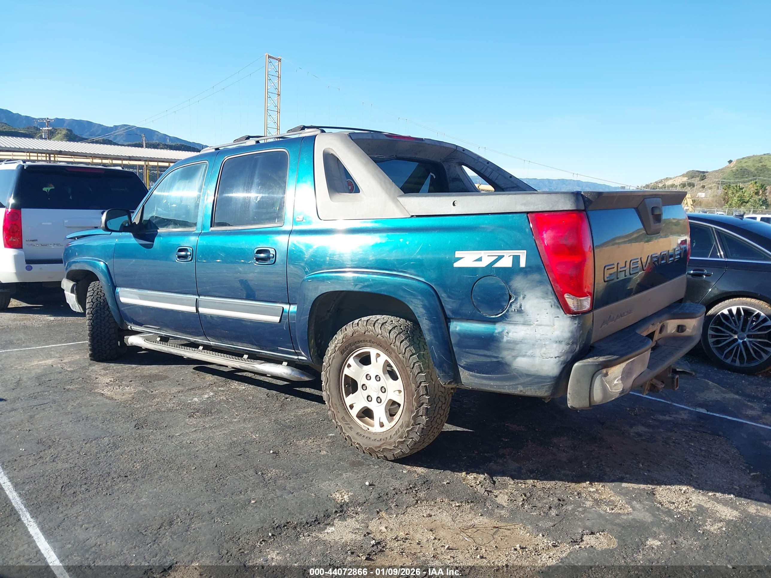 CHEVROLET AVALANCHE image 3