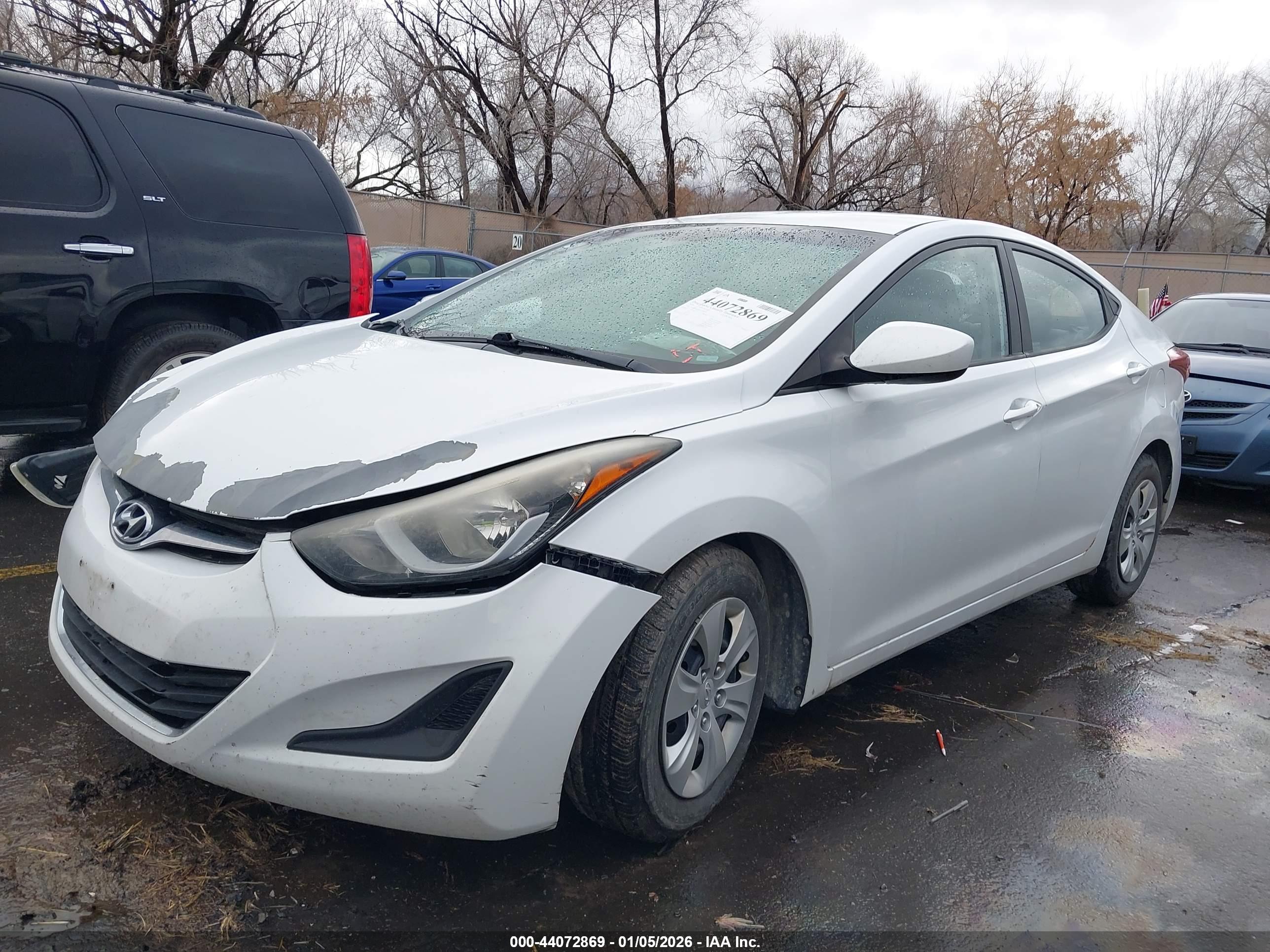 HYUNDAI ELANTRA image 2