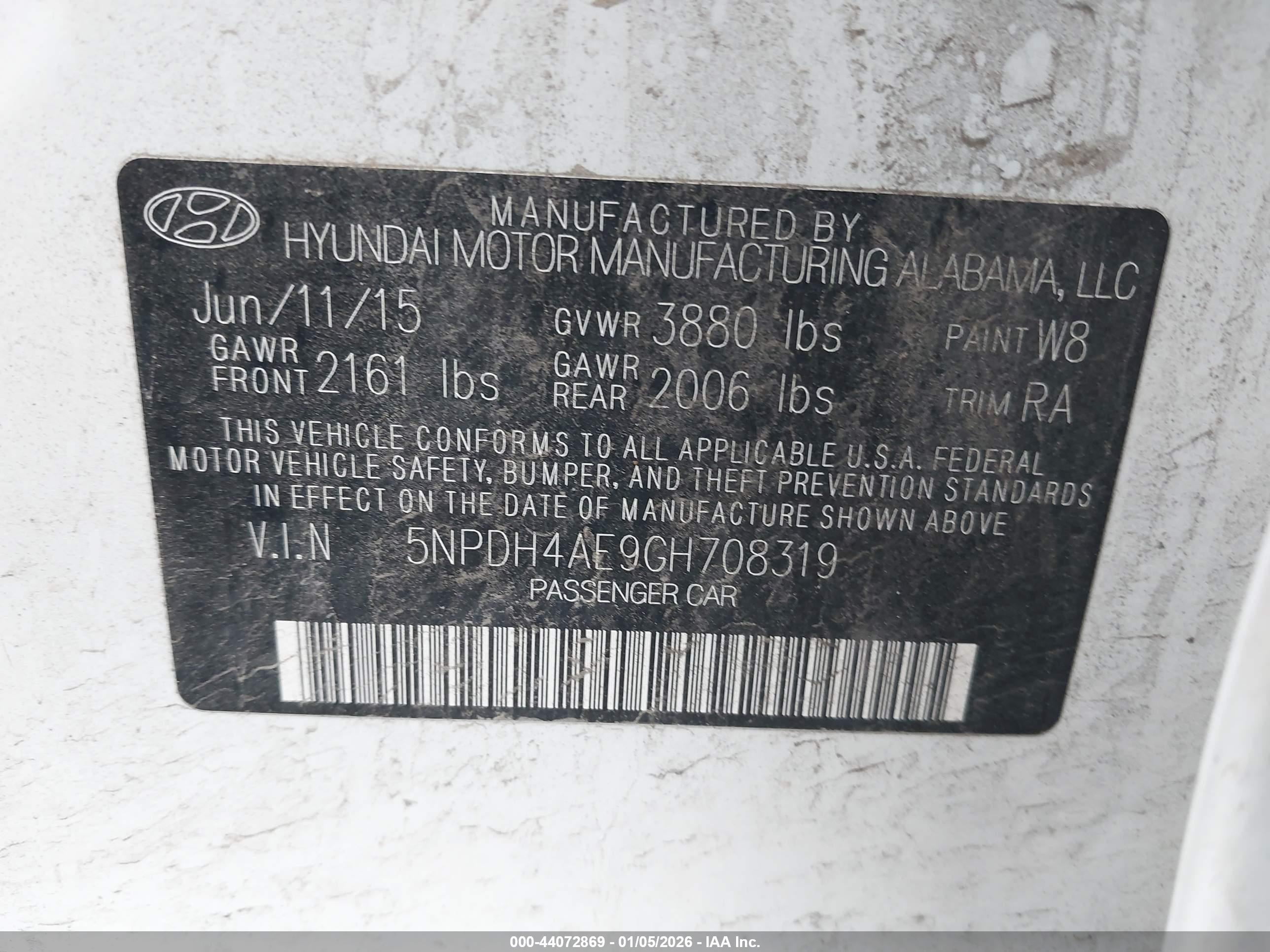 HYUNDAI ELANTRA image 9