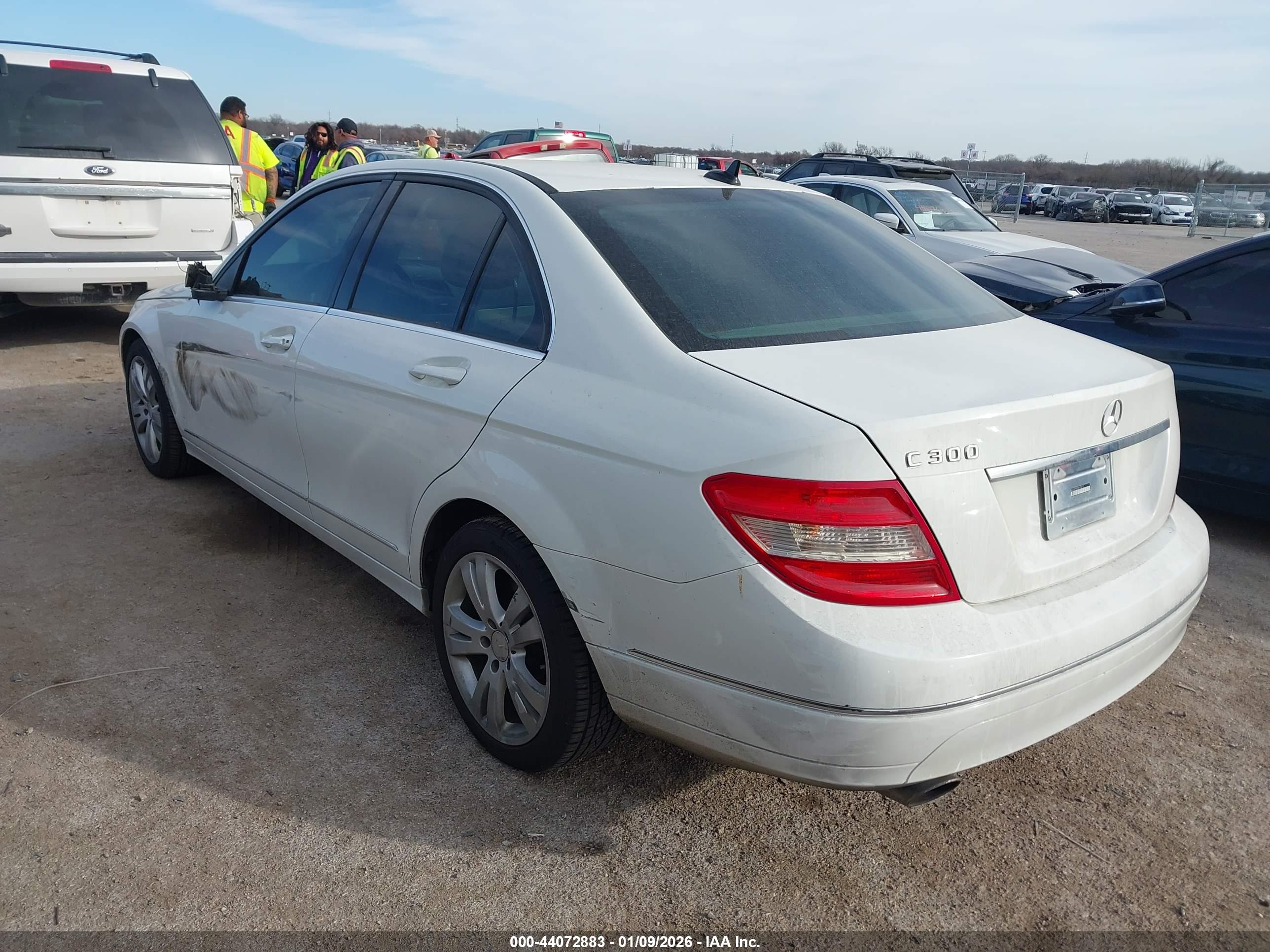 MERCEDES-BENZ C image 3