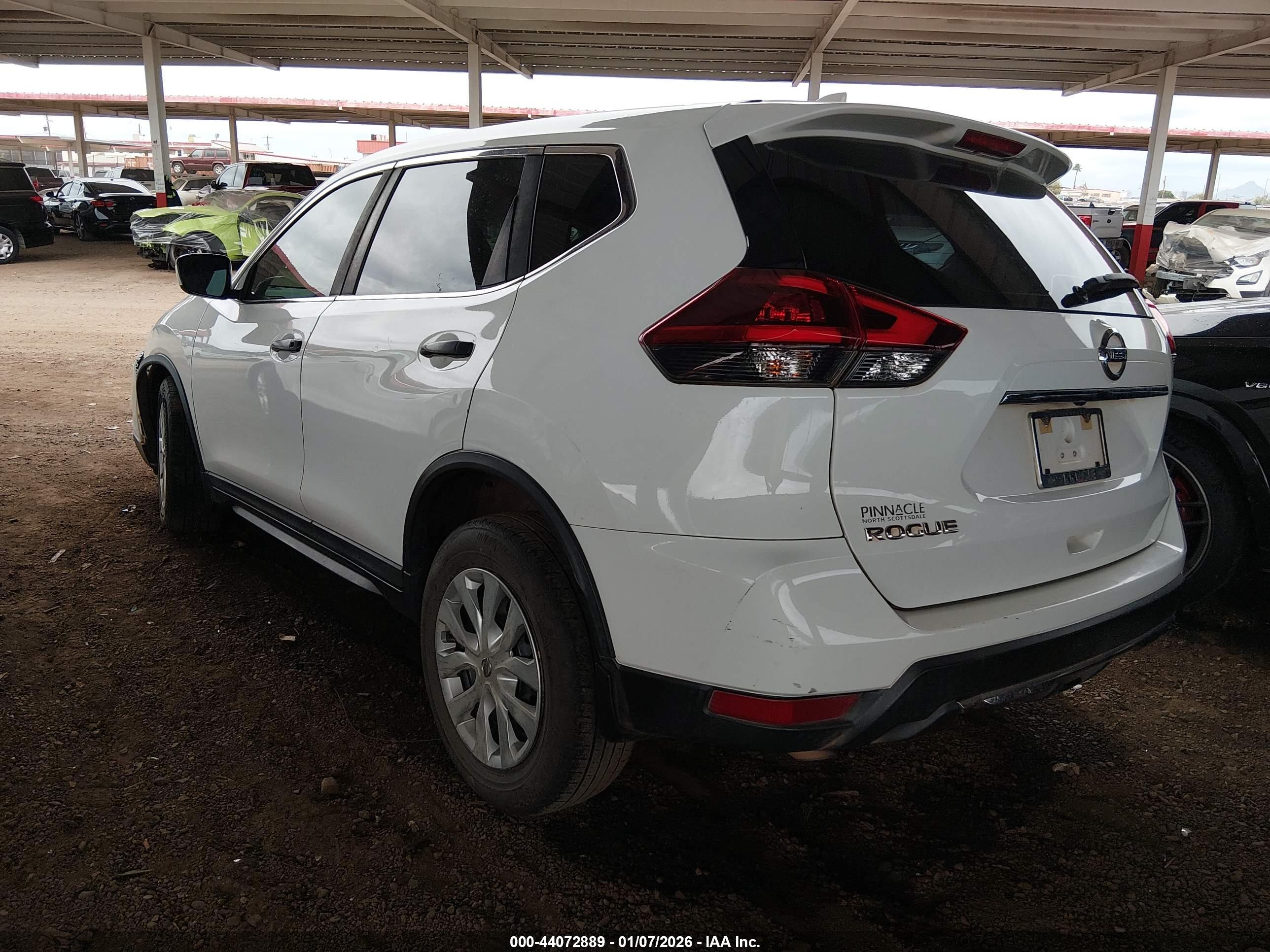 NISSAN ROGUE image 3