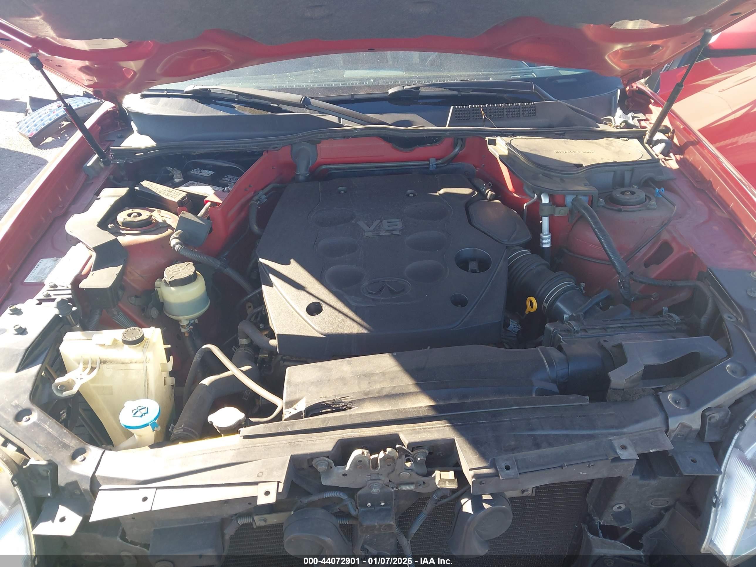INFINITI FX35 image 10