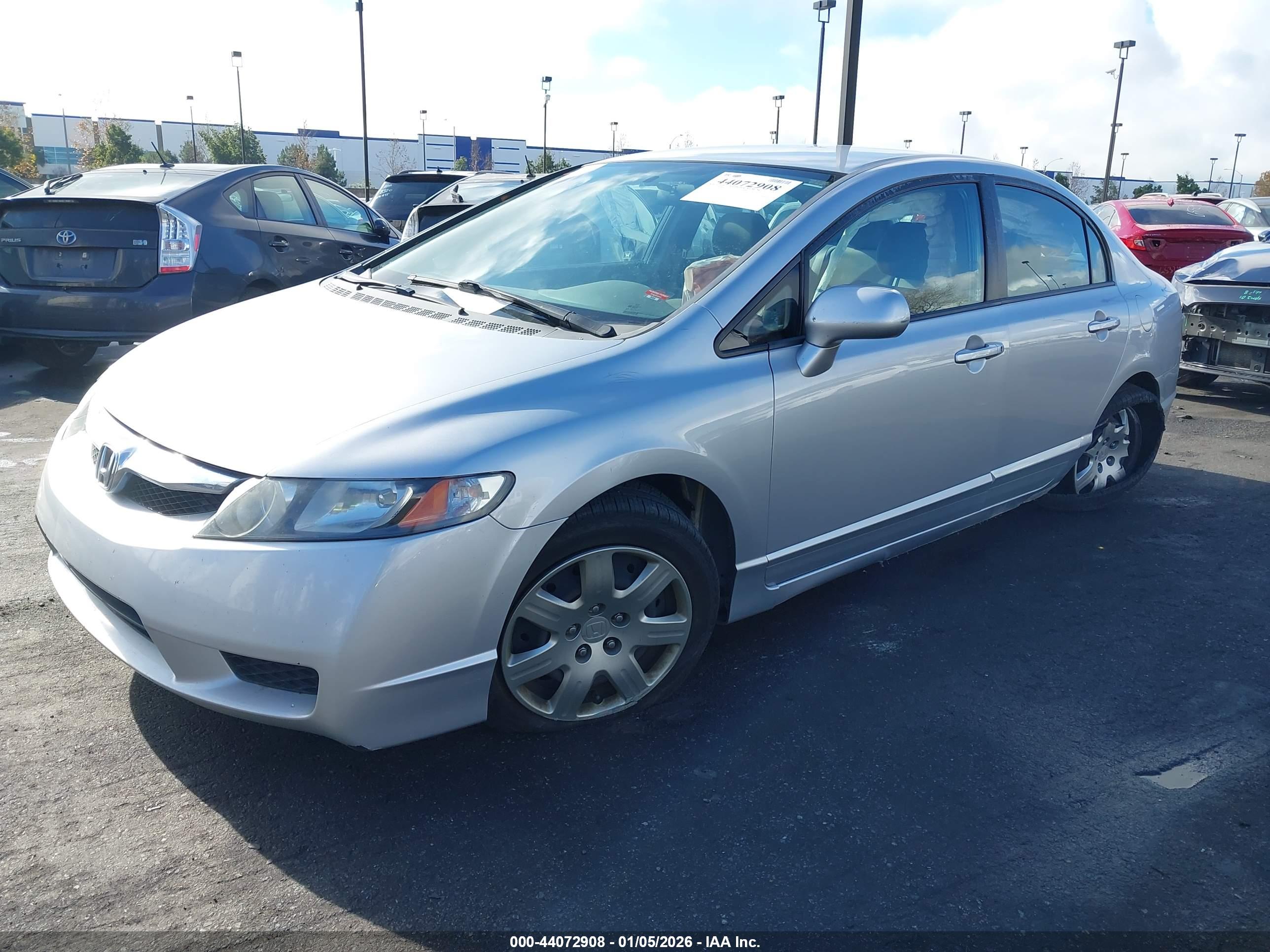 HONDA CIVIC image 2