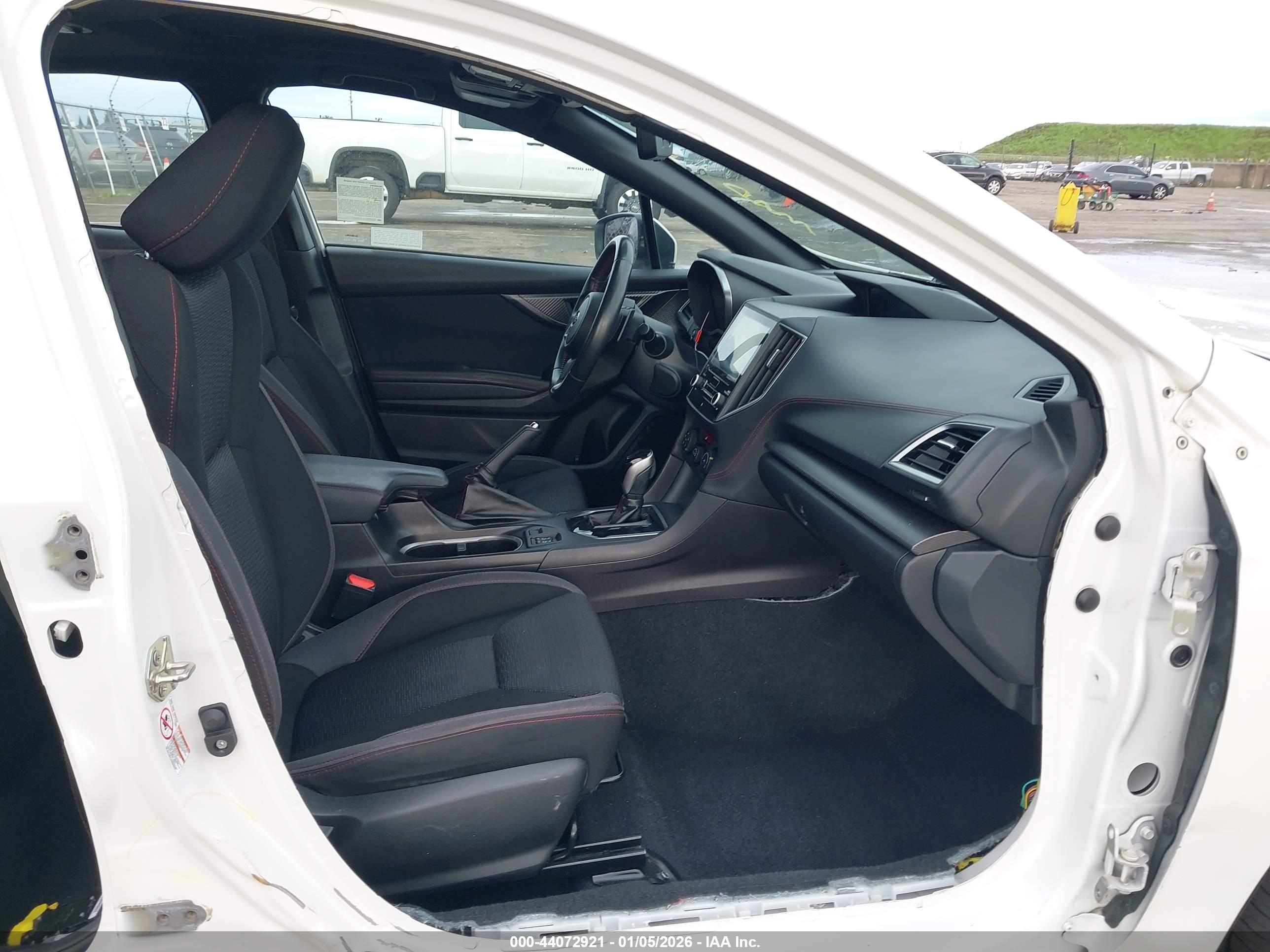 SUBARU IMPREZA image 5