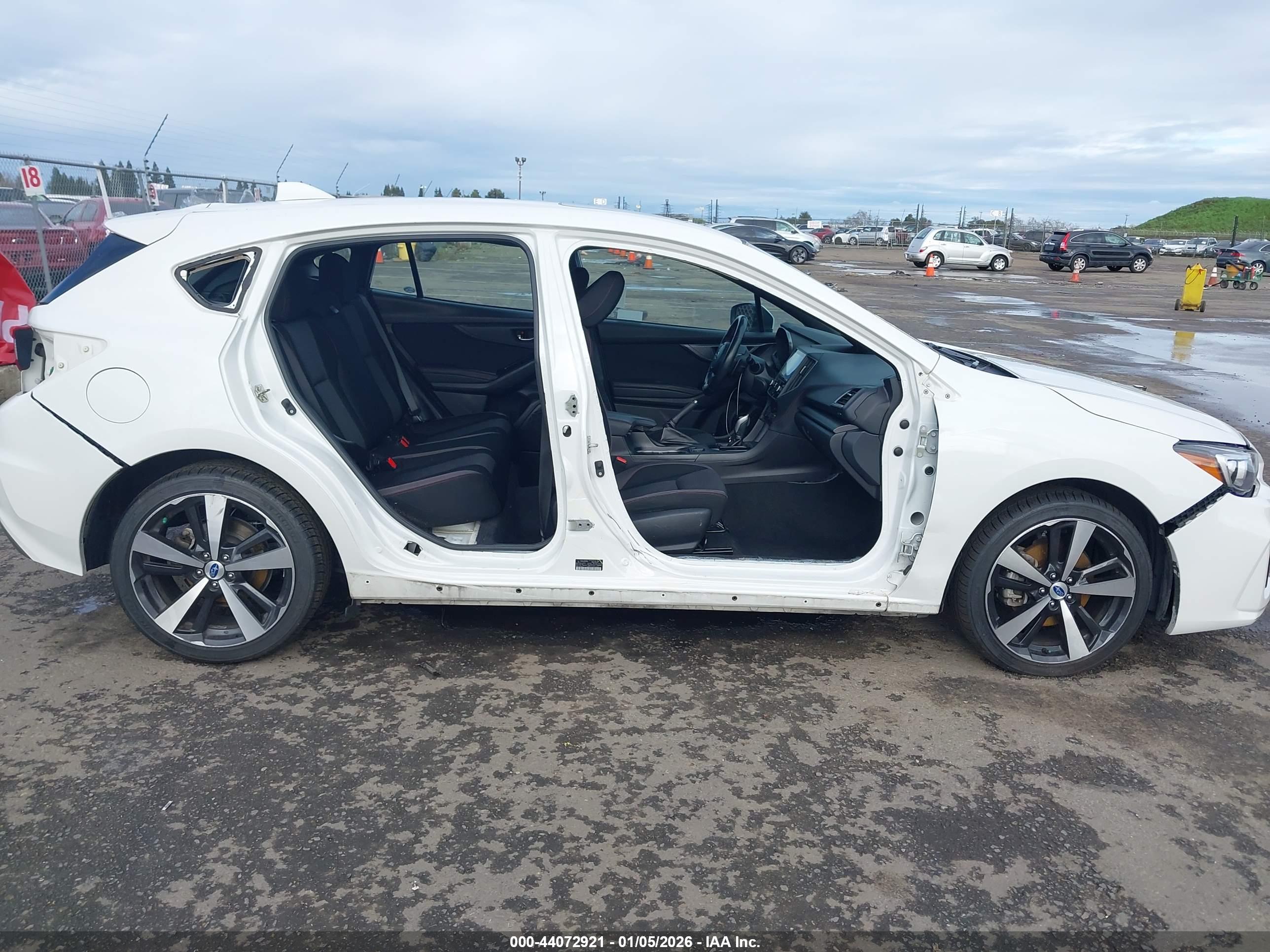 SUBARU IMPREZA image 6