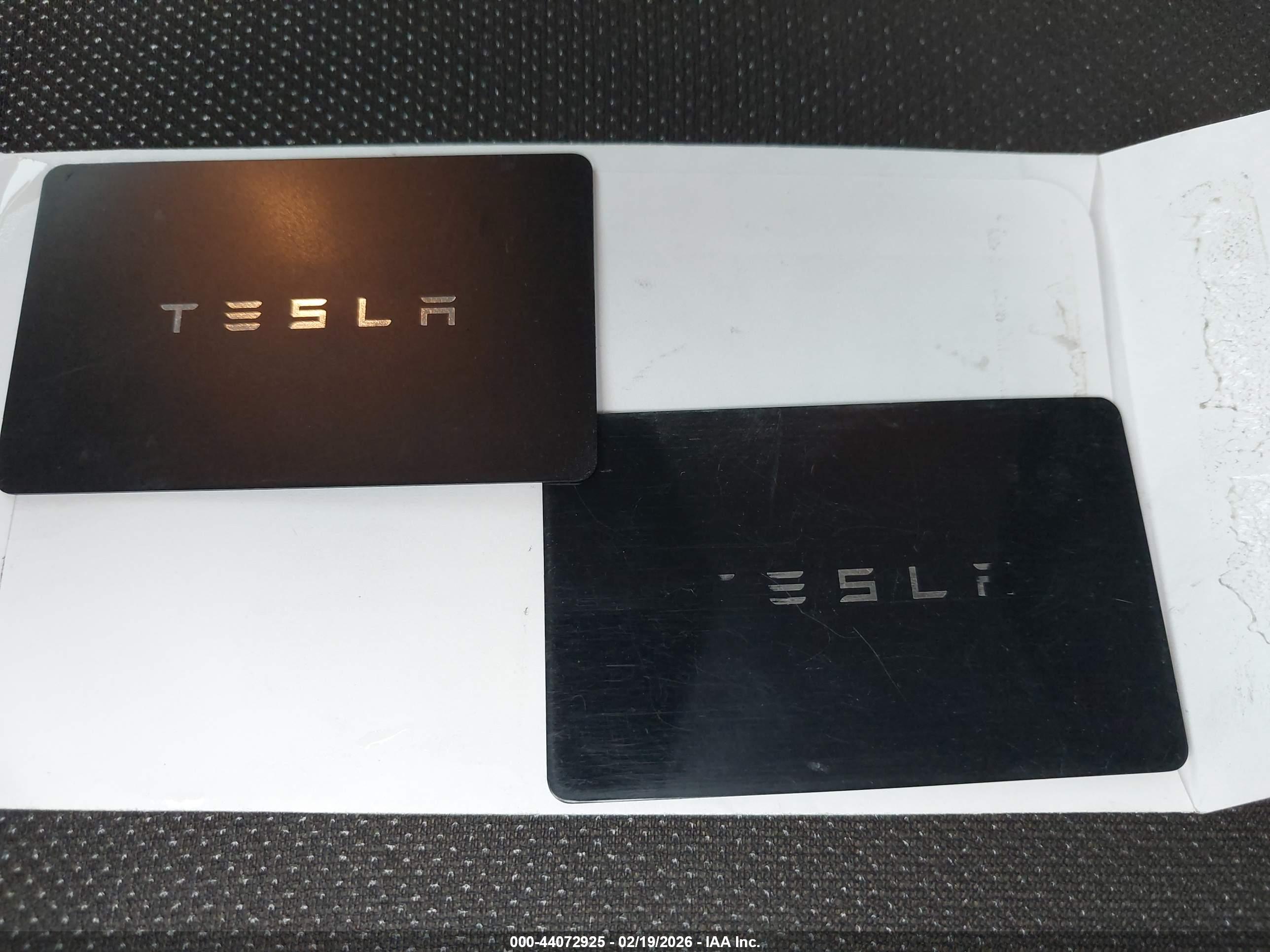 TESLA MODEL image 11