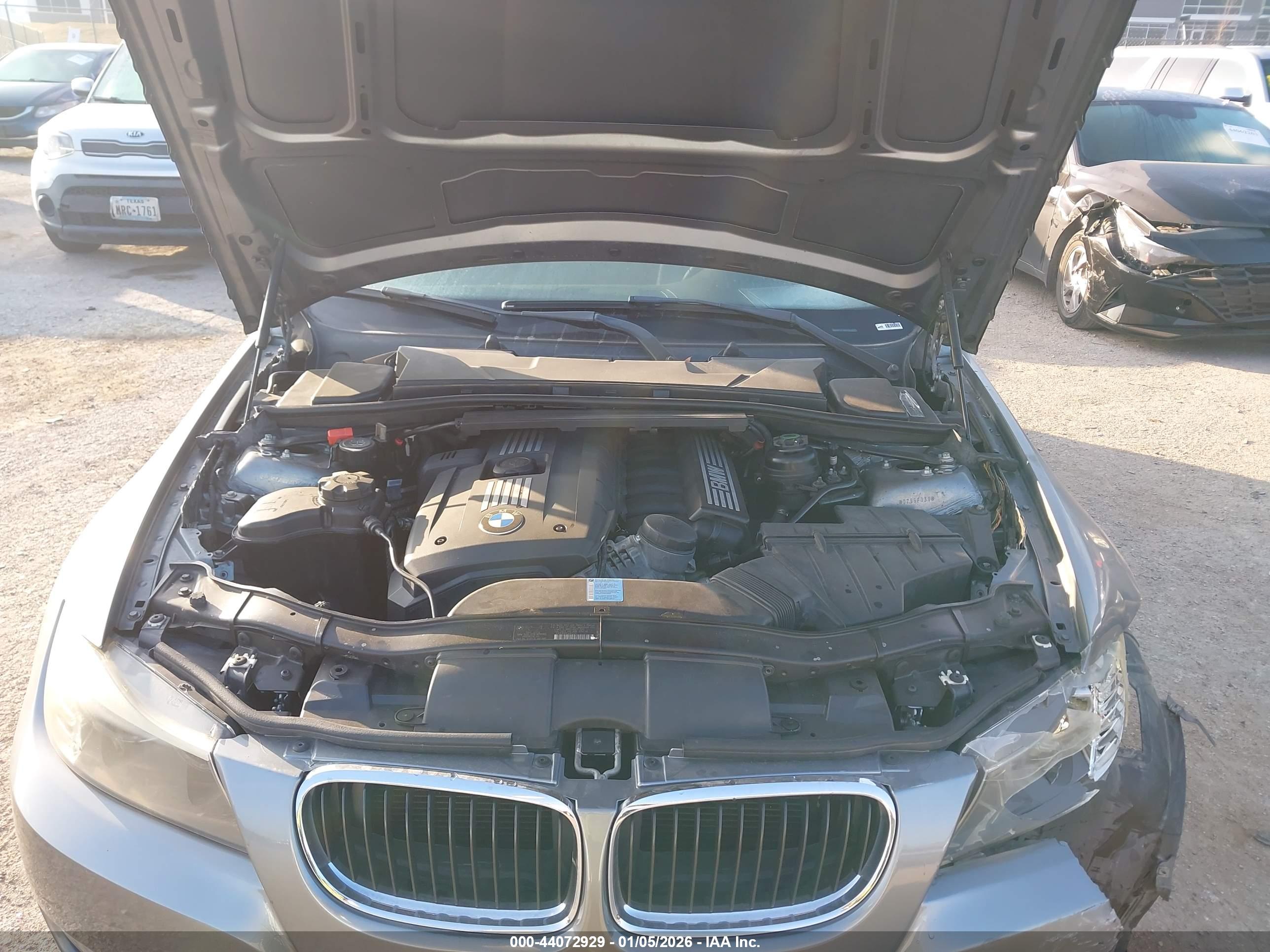 BMW 328I image 10