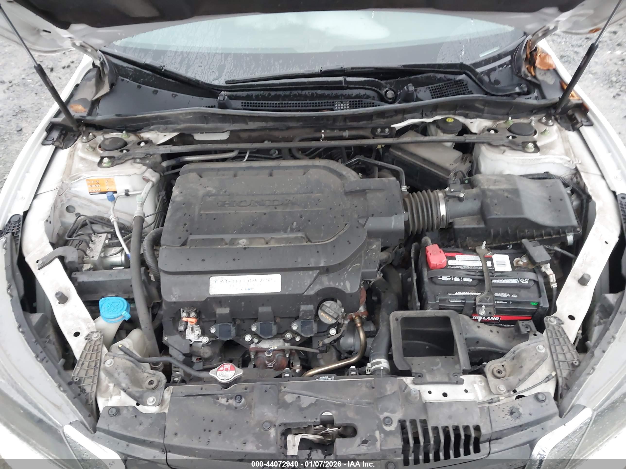 HONDA ACCORD image 10