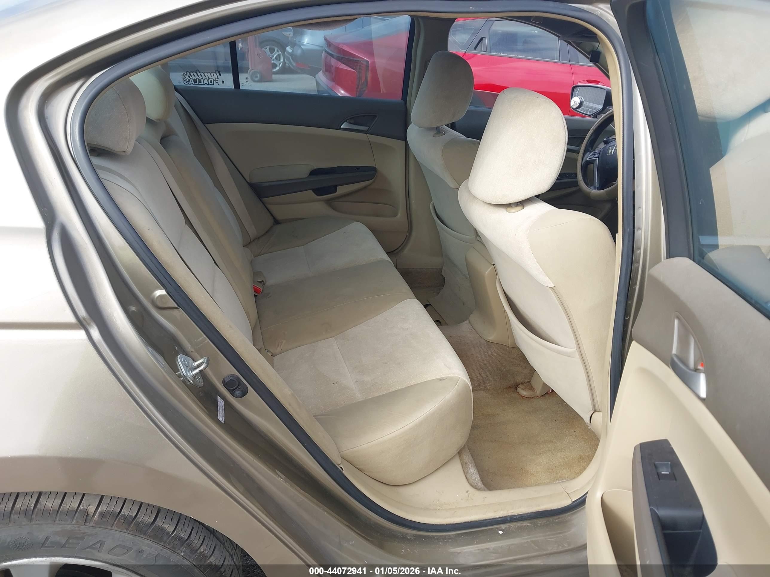 HONDA ACCORD image 8