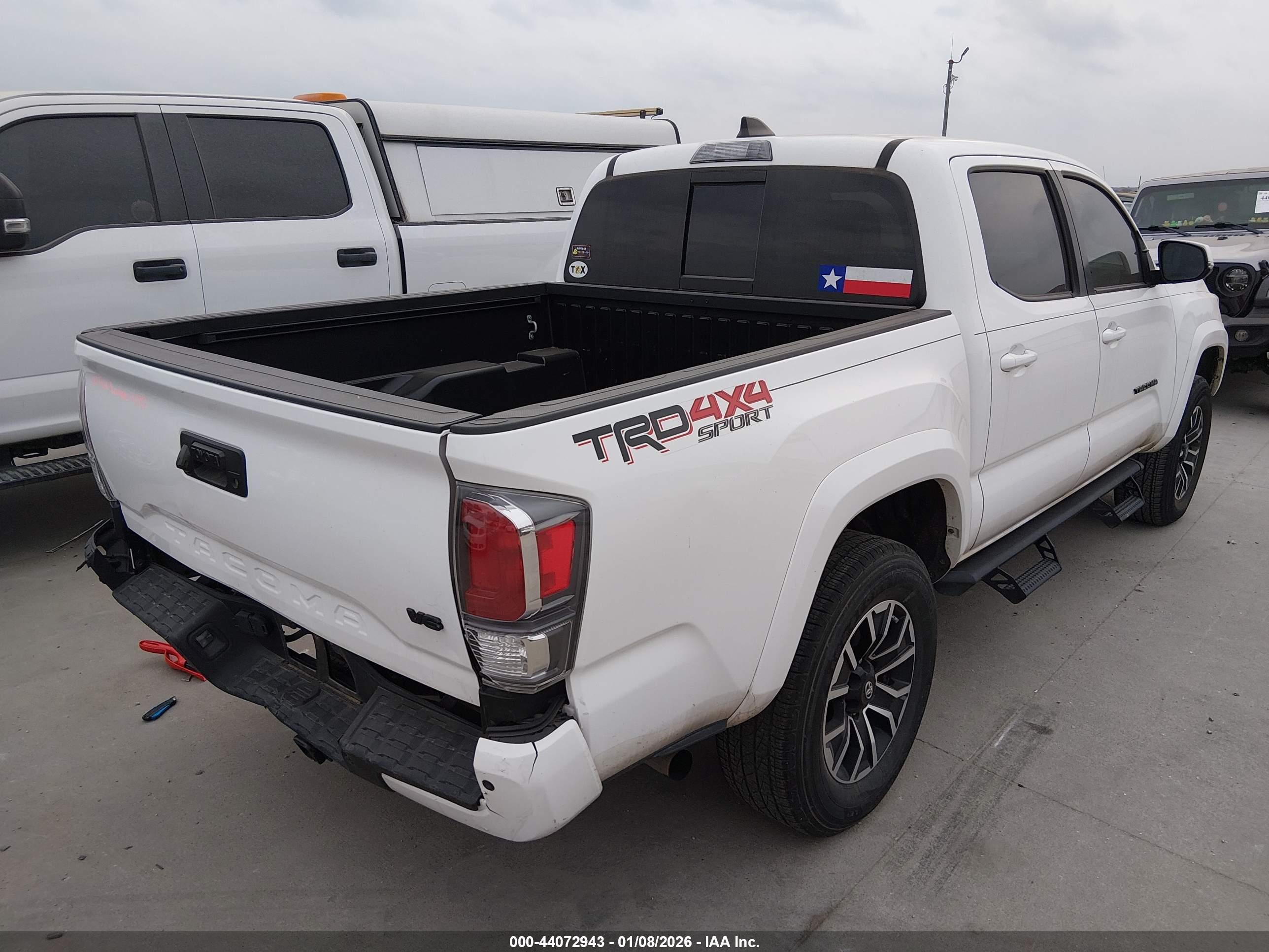 TOYOTA TACOMA image 4