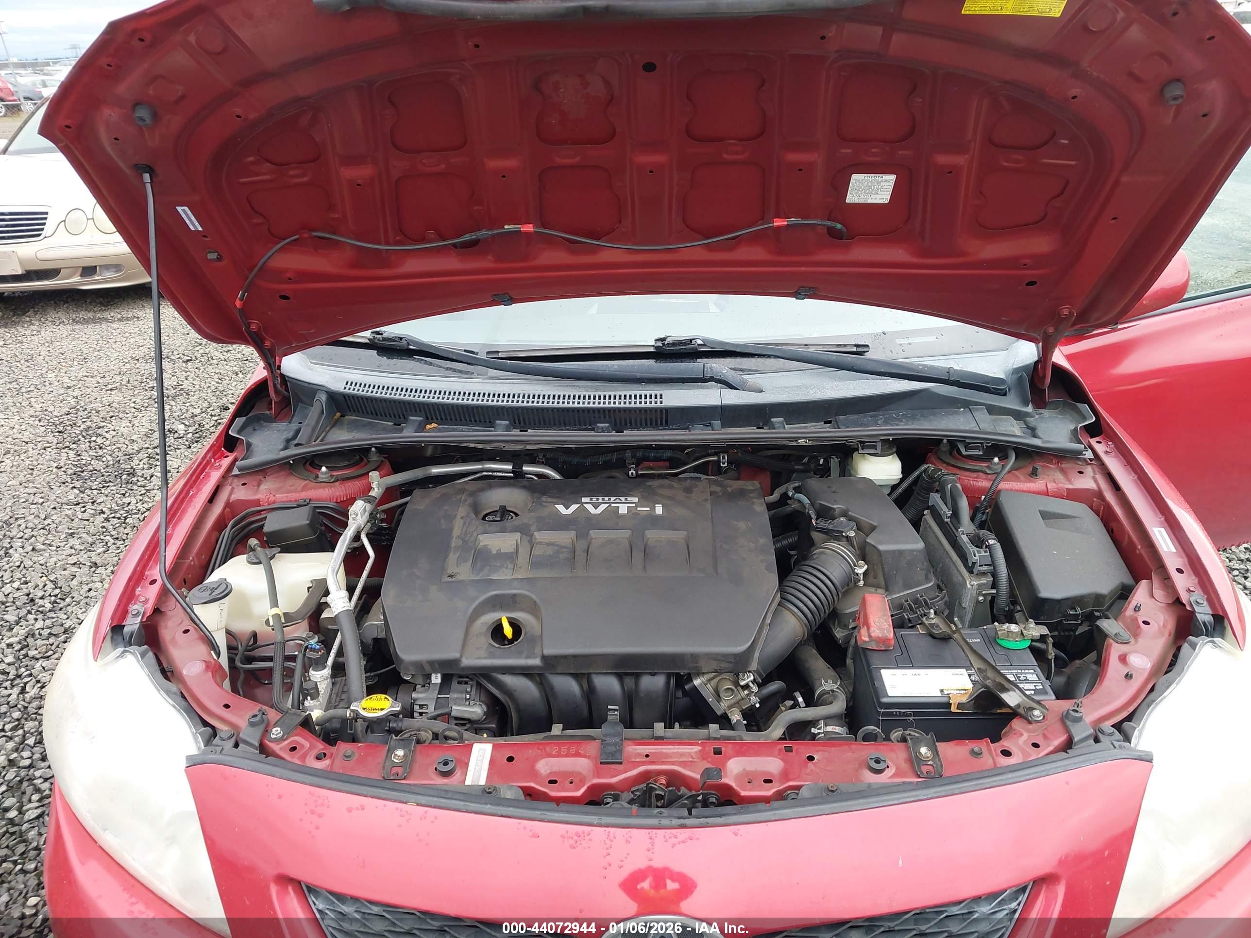 TOYOTA COROLLA image 10