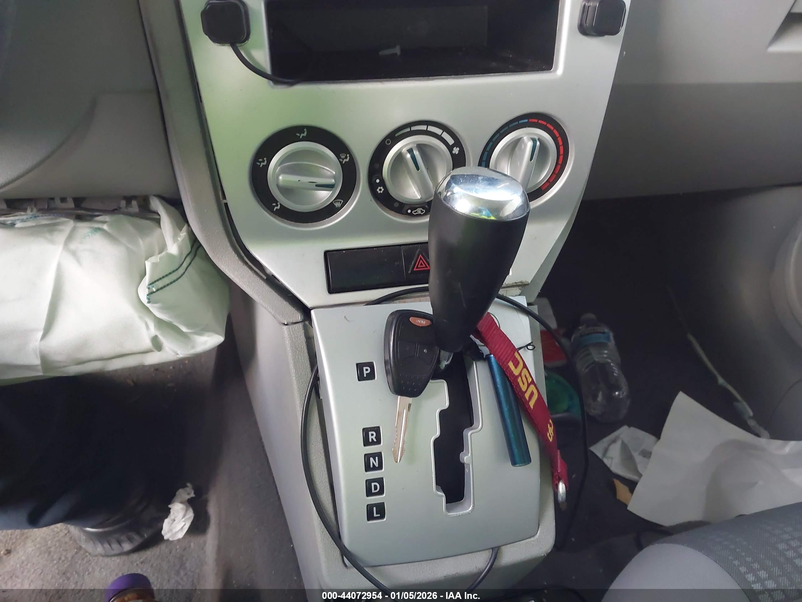 DODGE CALIBER image 11