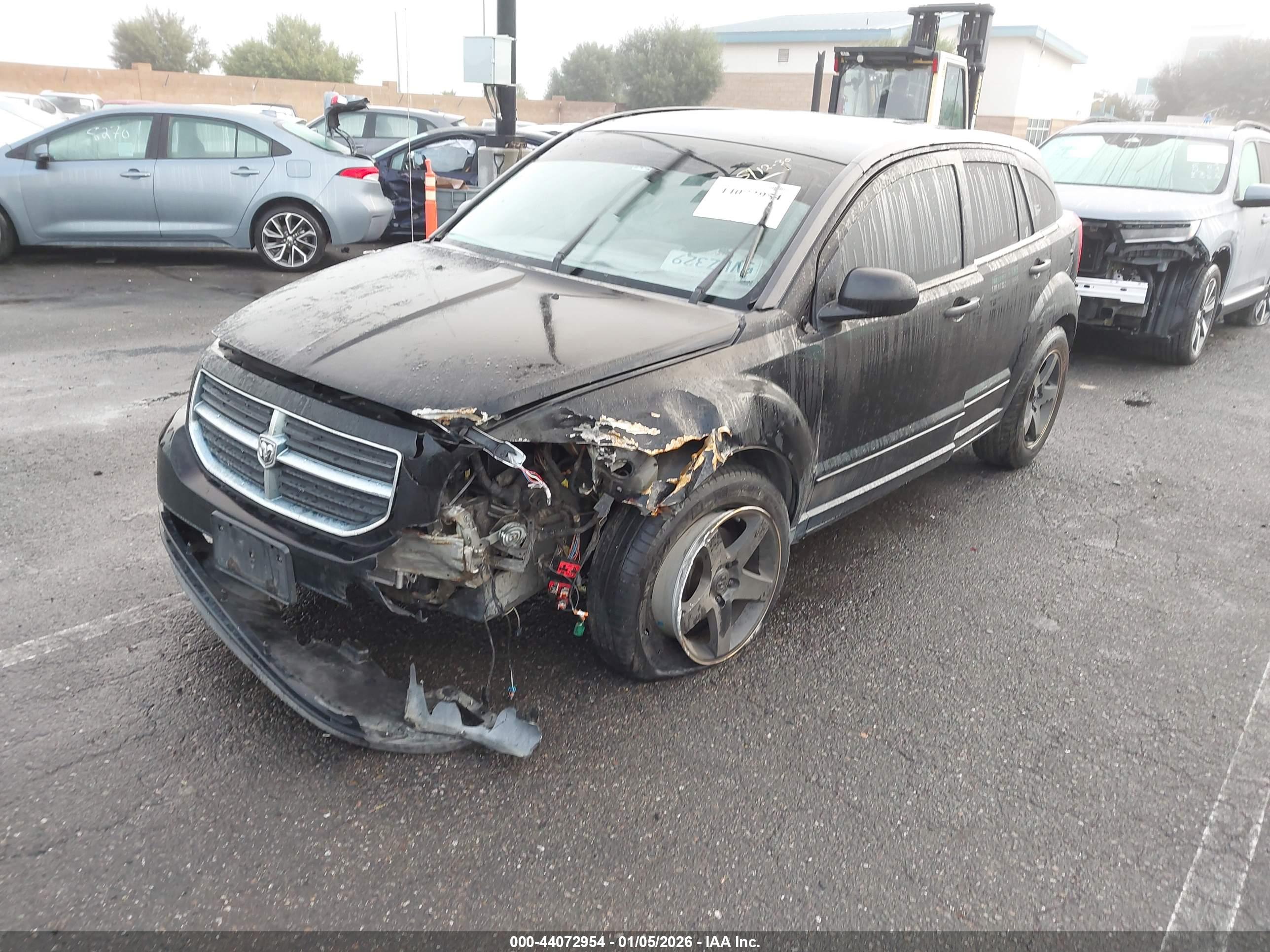 DODGE CALIBER image 2