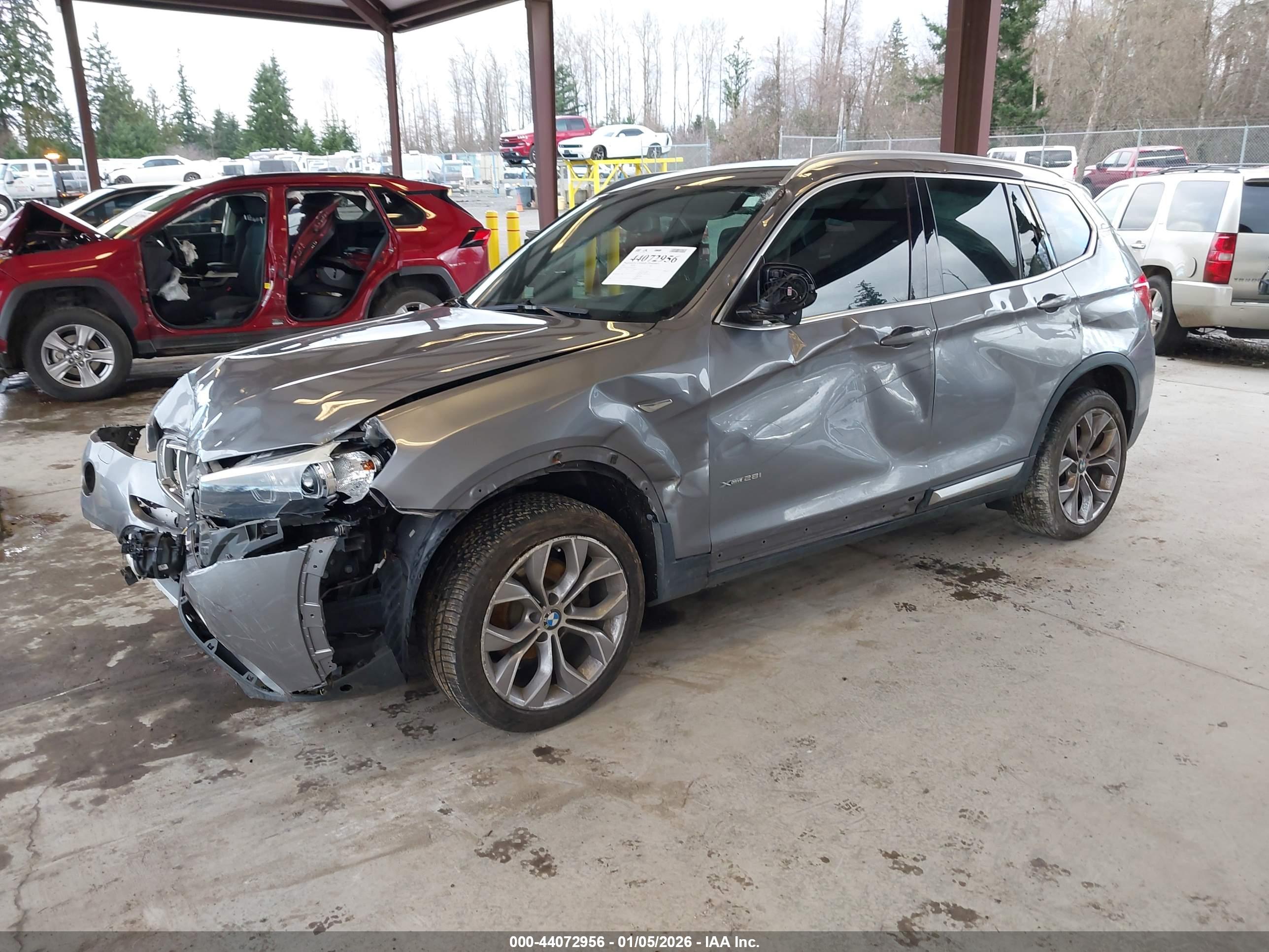 BMW X3 image 2