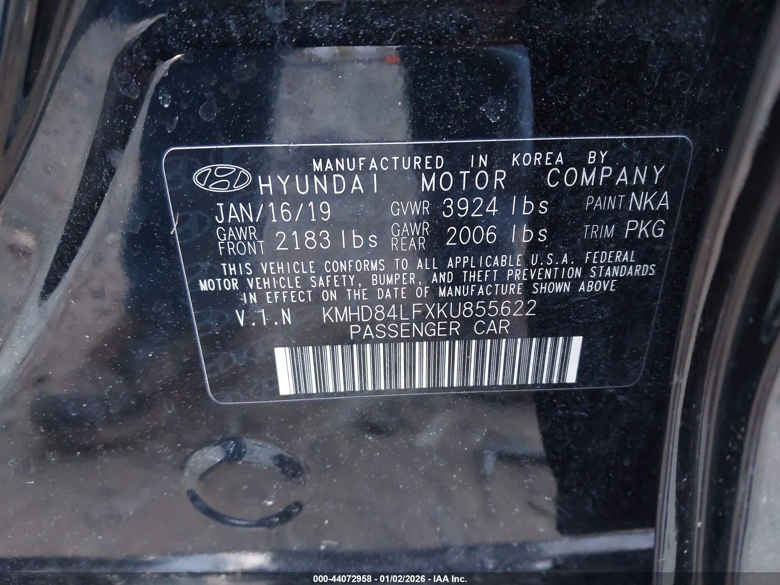 HYUNDAI ELANTRA image 9