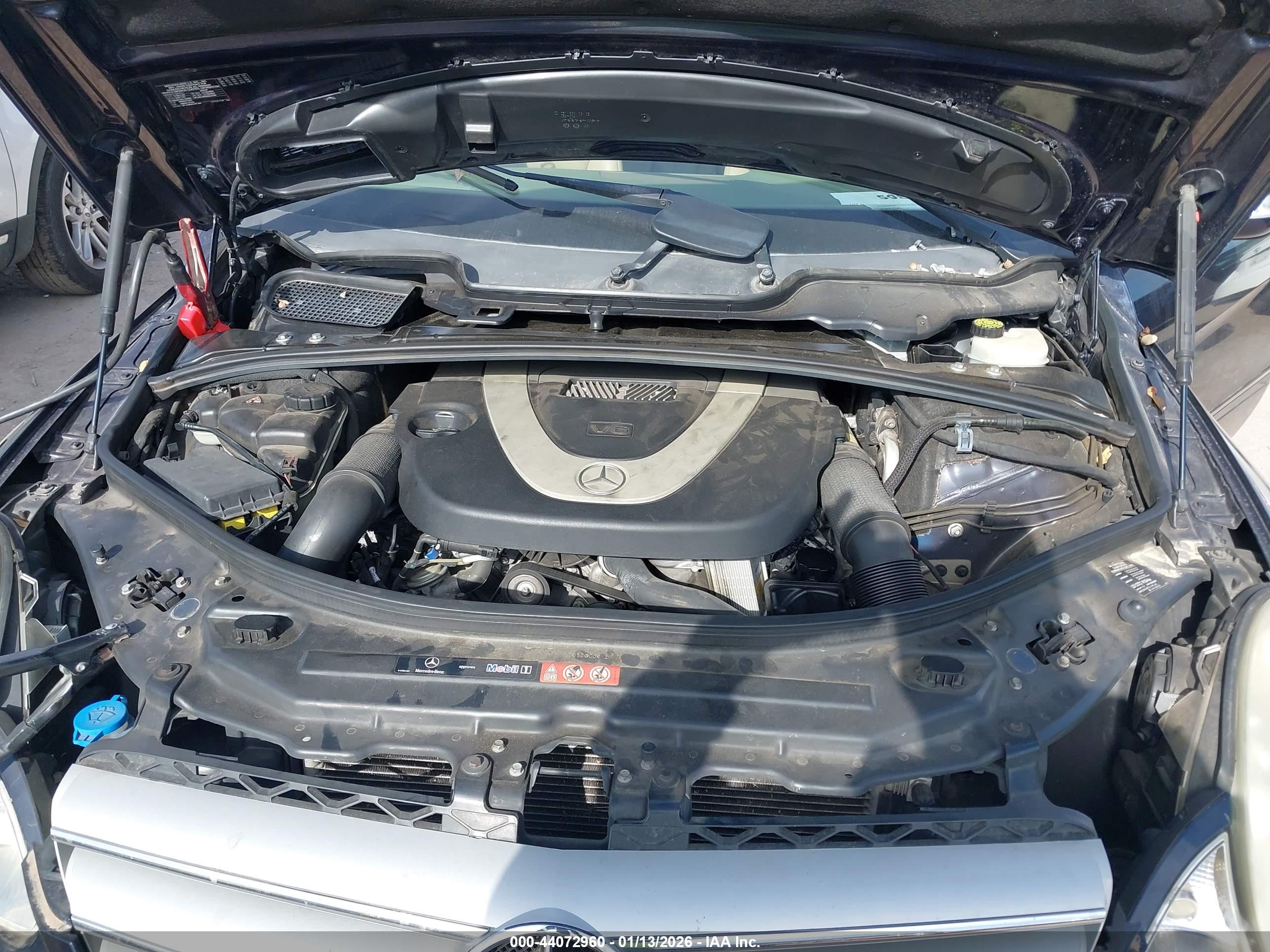 MERCEDES-BENZ R image 10