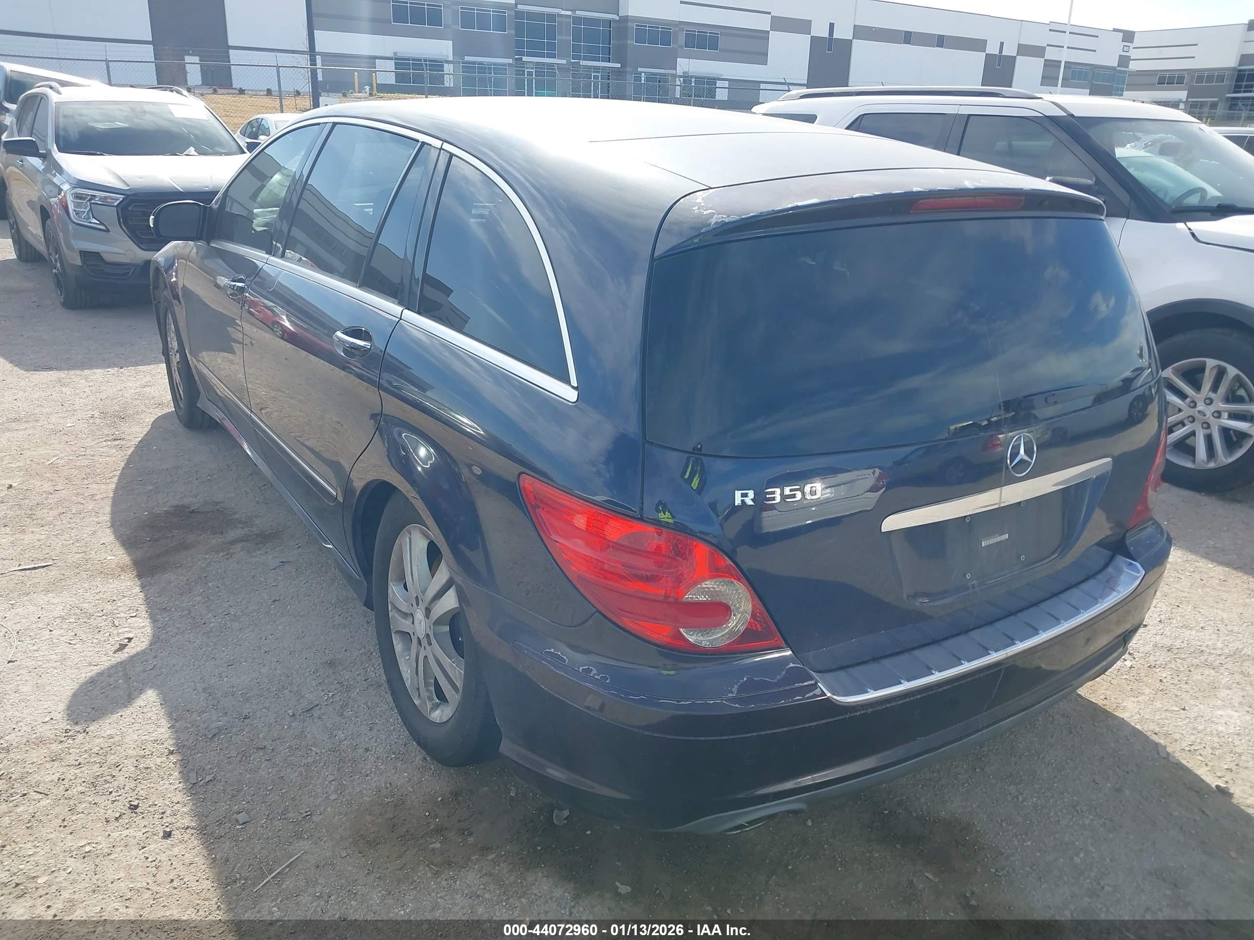 MERCEDES-BENZ R image 3