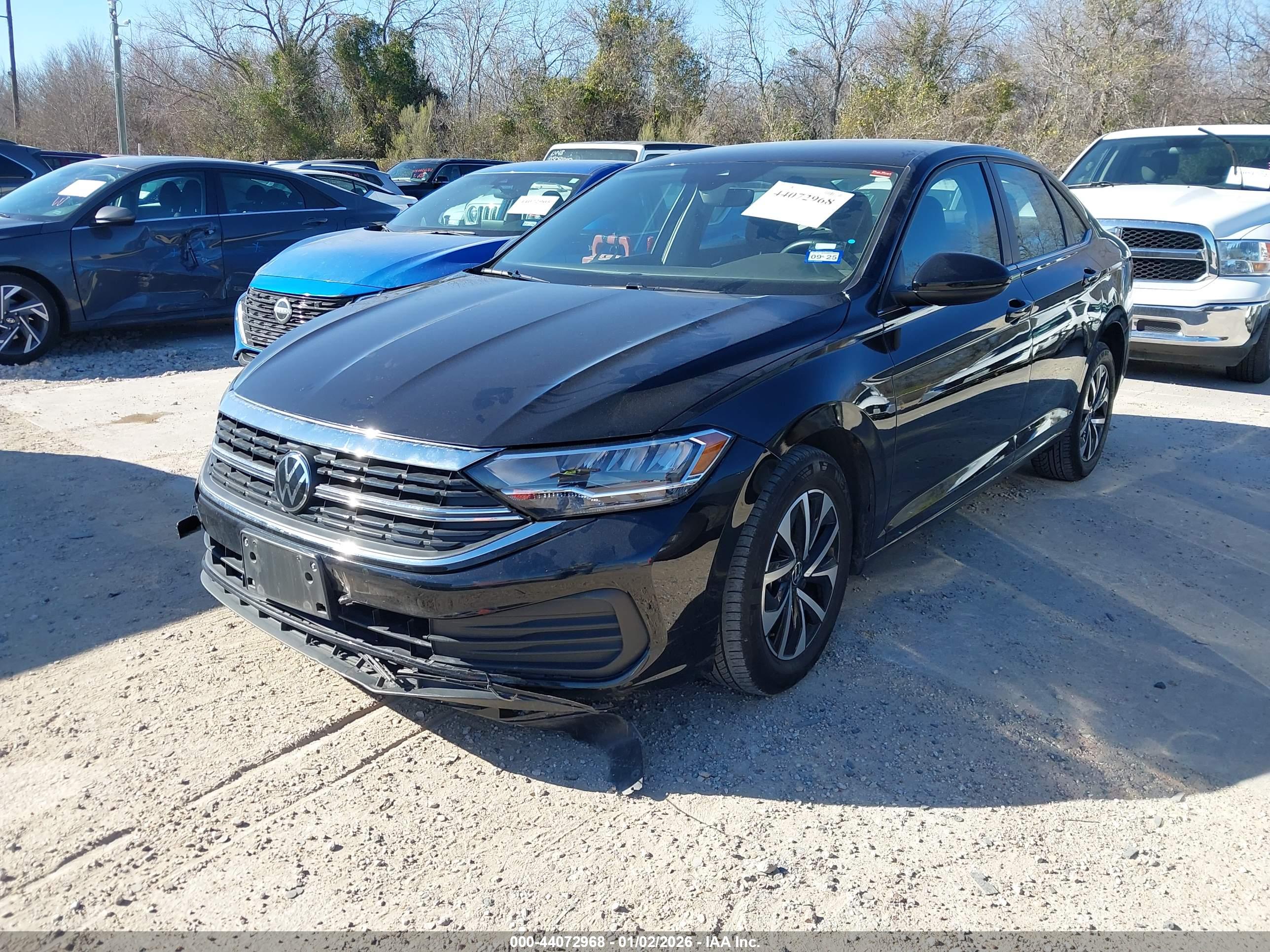 VOLKSWAGEN JETTA image 2
