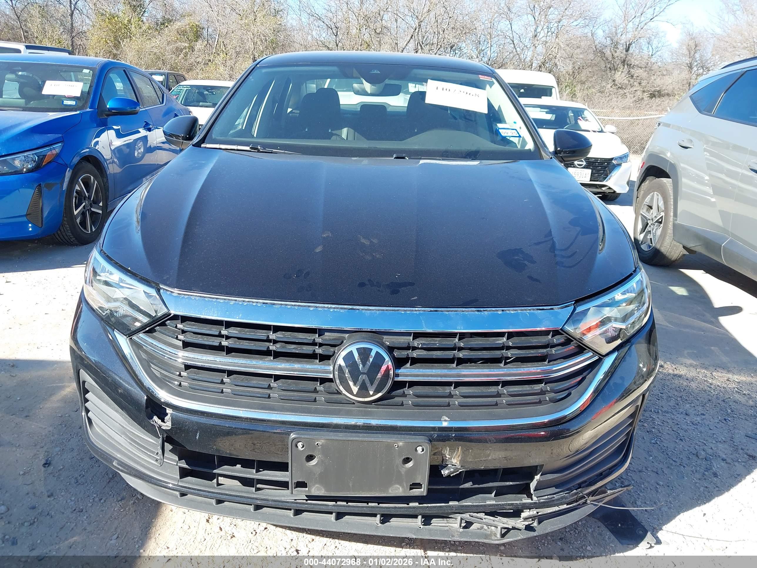 VOLKSWAGEN JETTA image 6