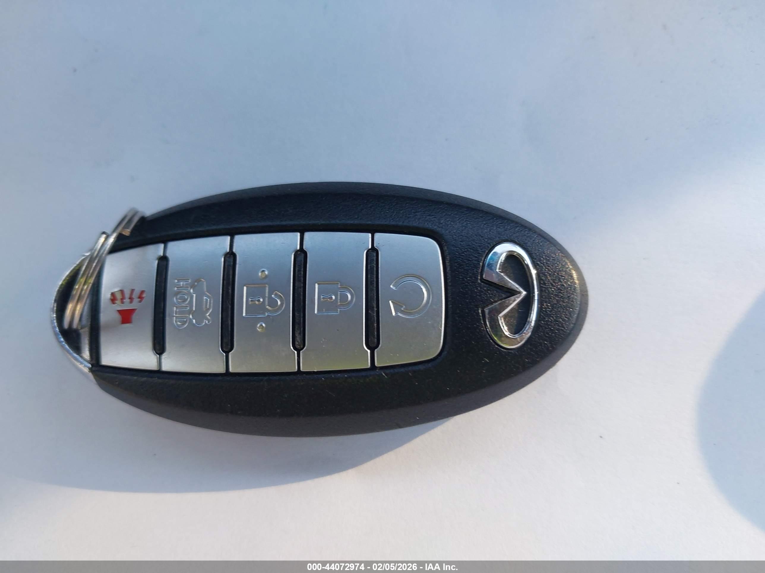 INFINITI Q60 image 11
