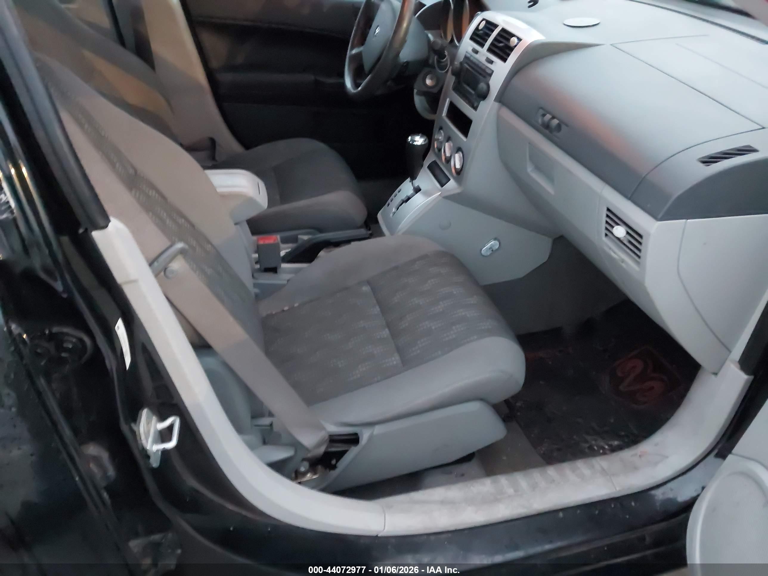 DODGE CALIBER image 5