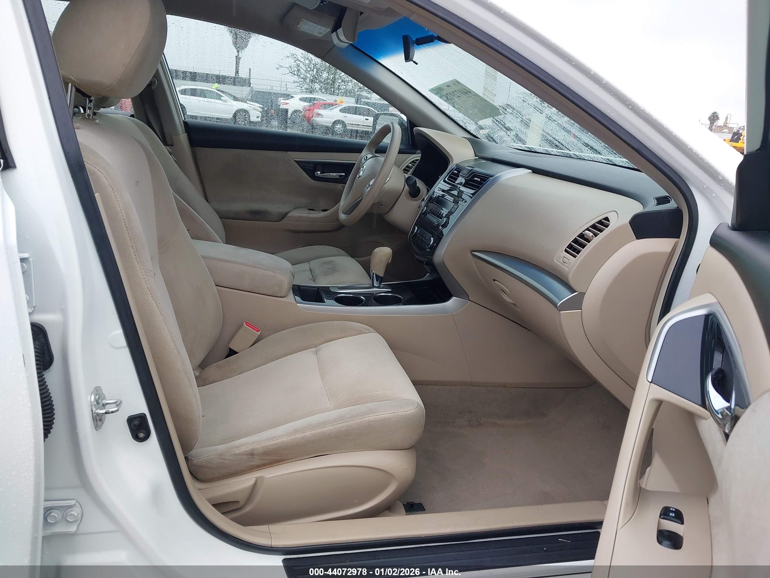 NISSAN ALTIMA image 5