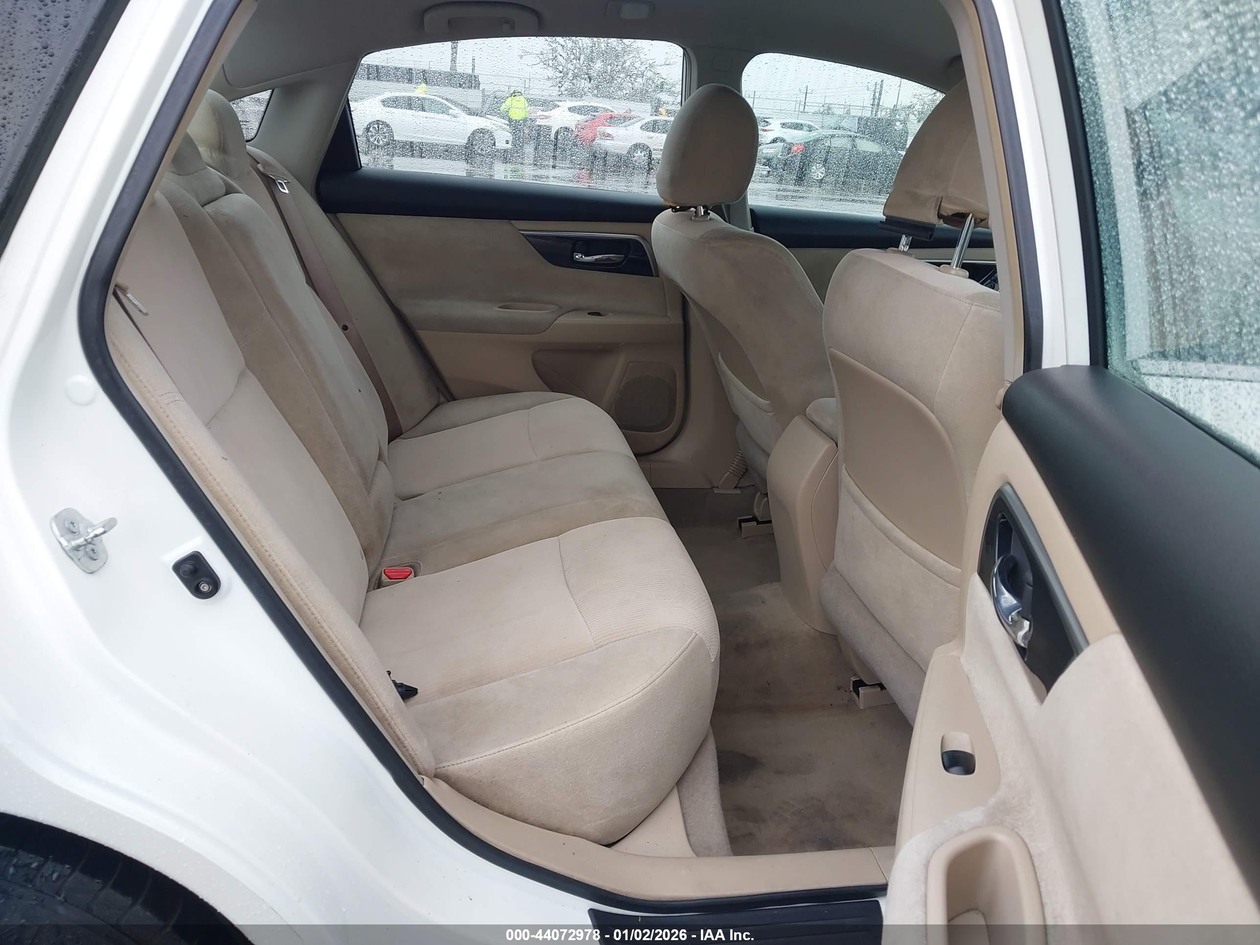 NISSAN ALTIMA image 8