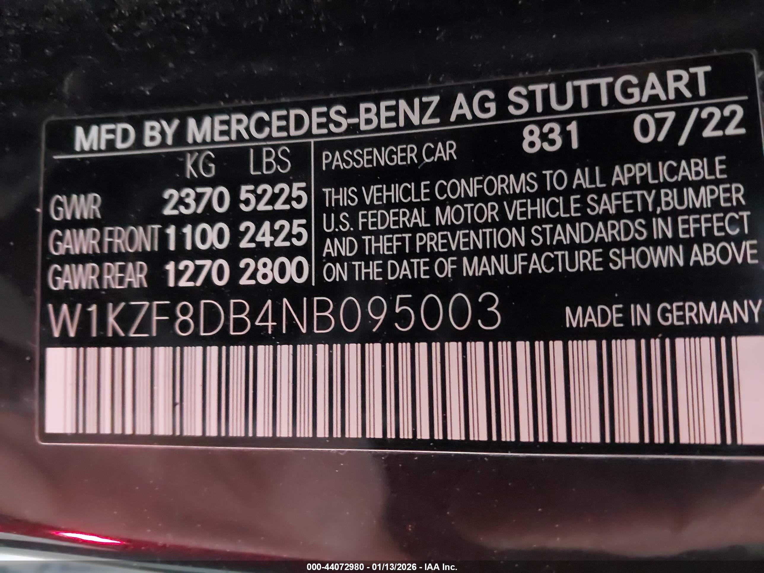 MERCEDES-BENZ E image 9