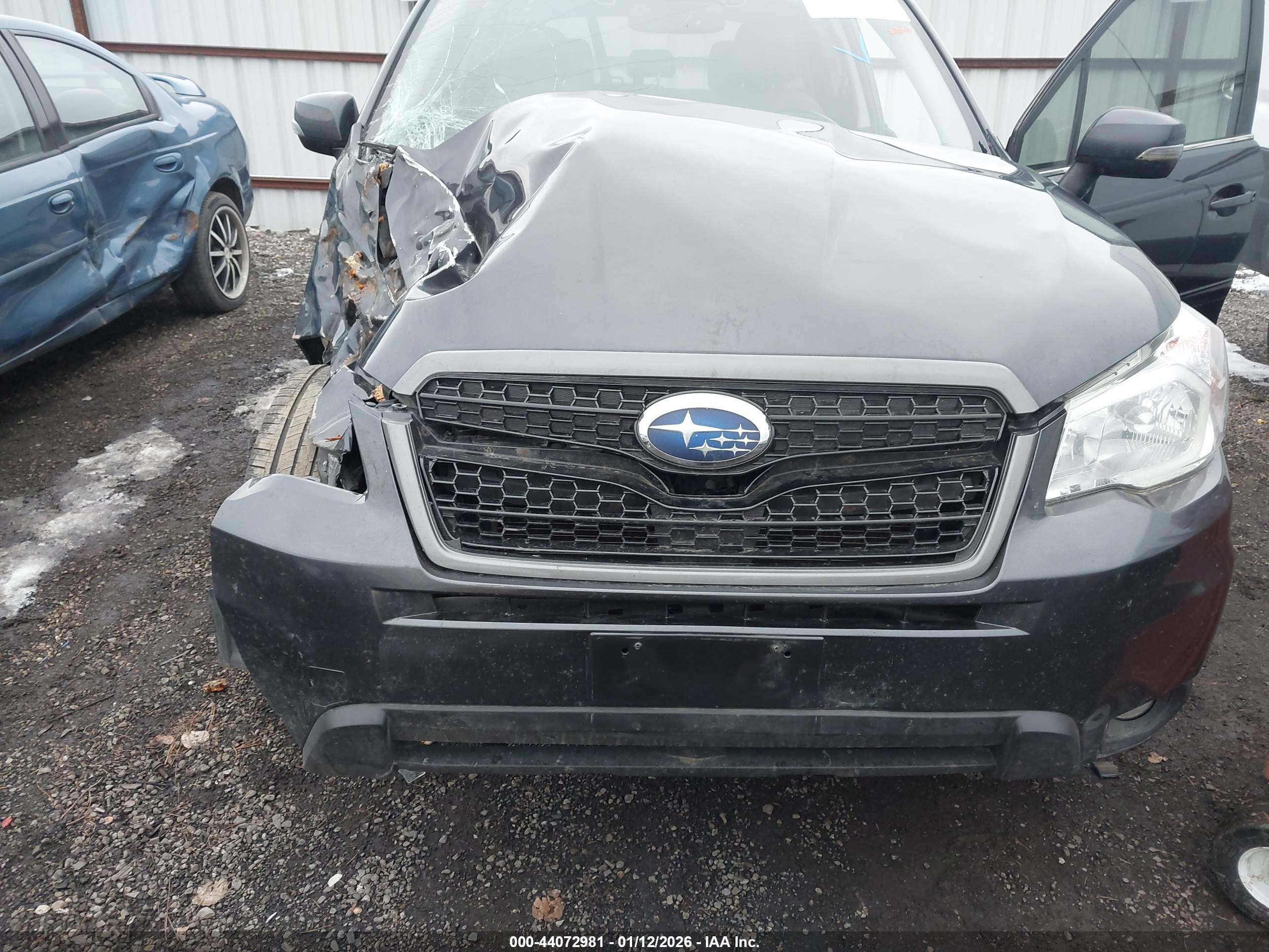 SUBARU FORESTER image 6