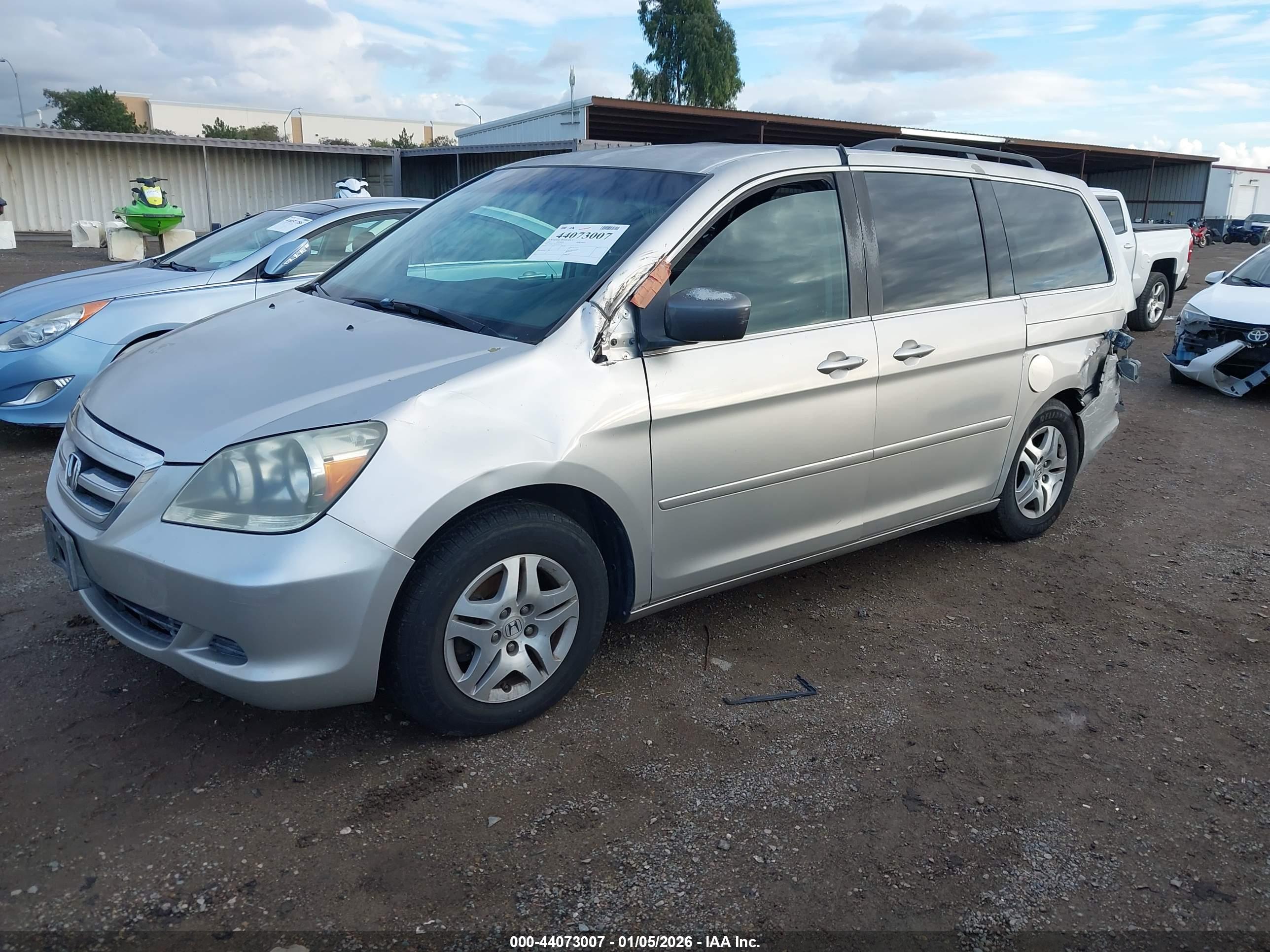 HONDA ODYSSEY image 2