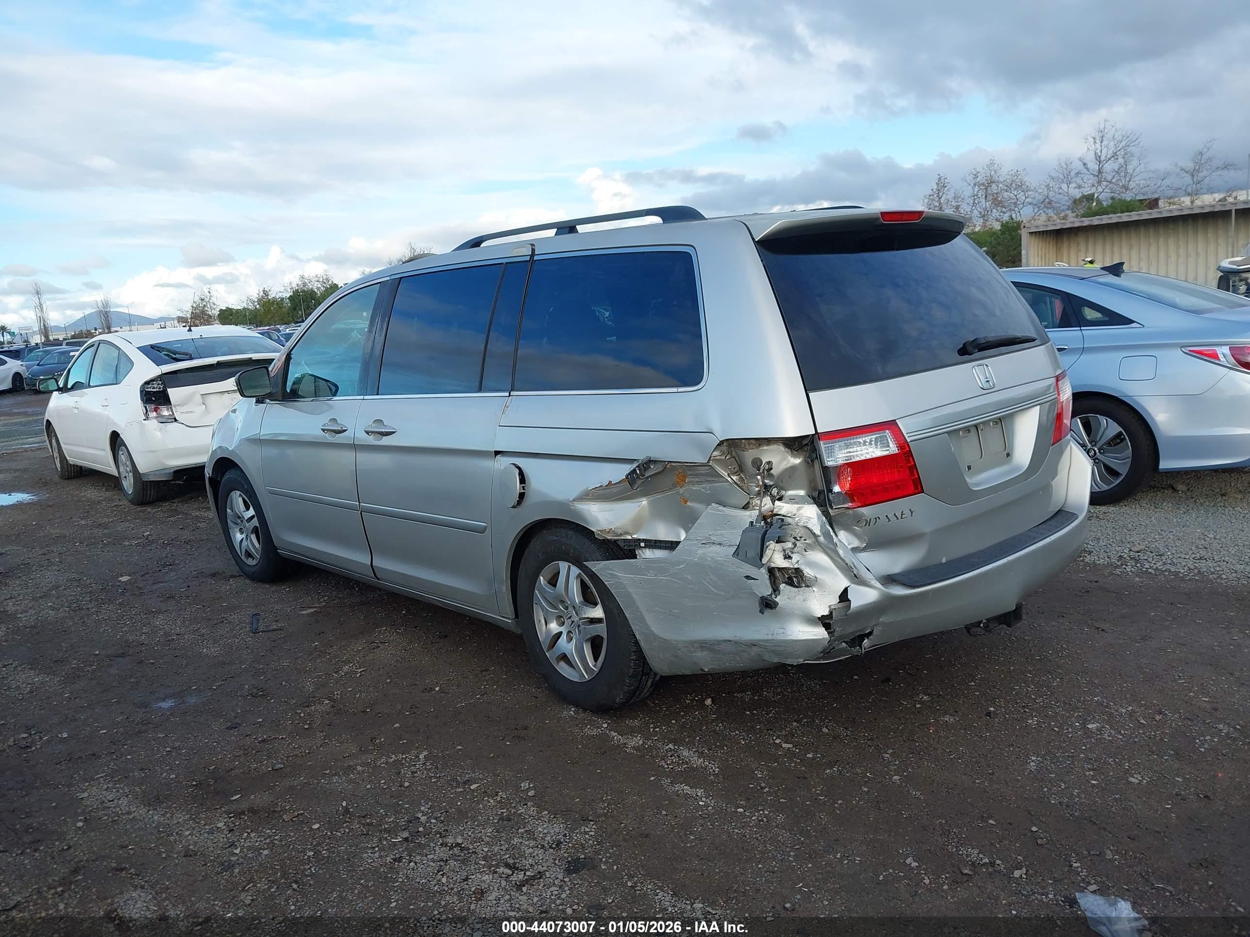 HONDA ODYSSEY image 6