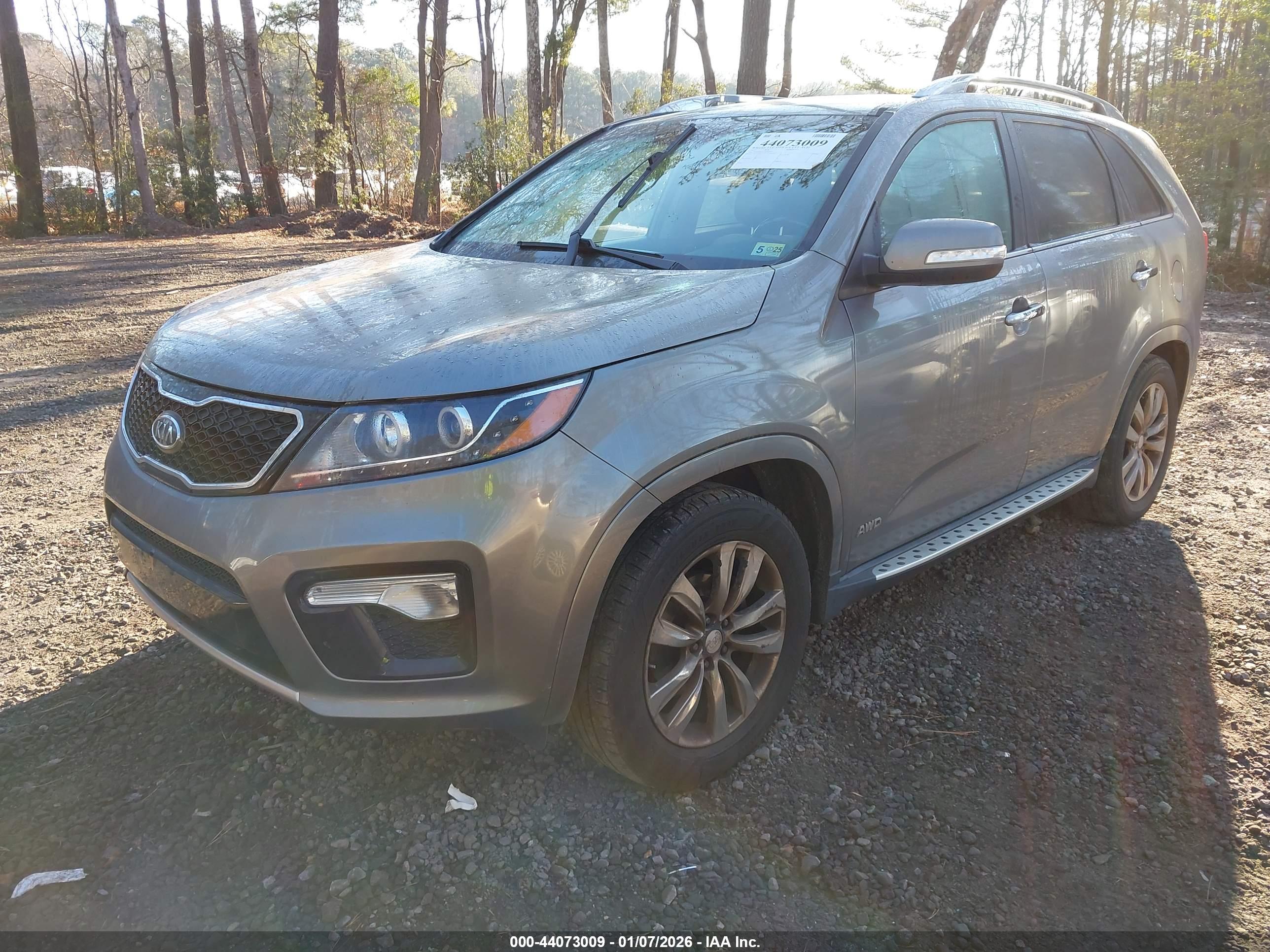 KIA SORENTO image 2