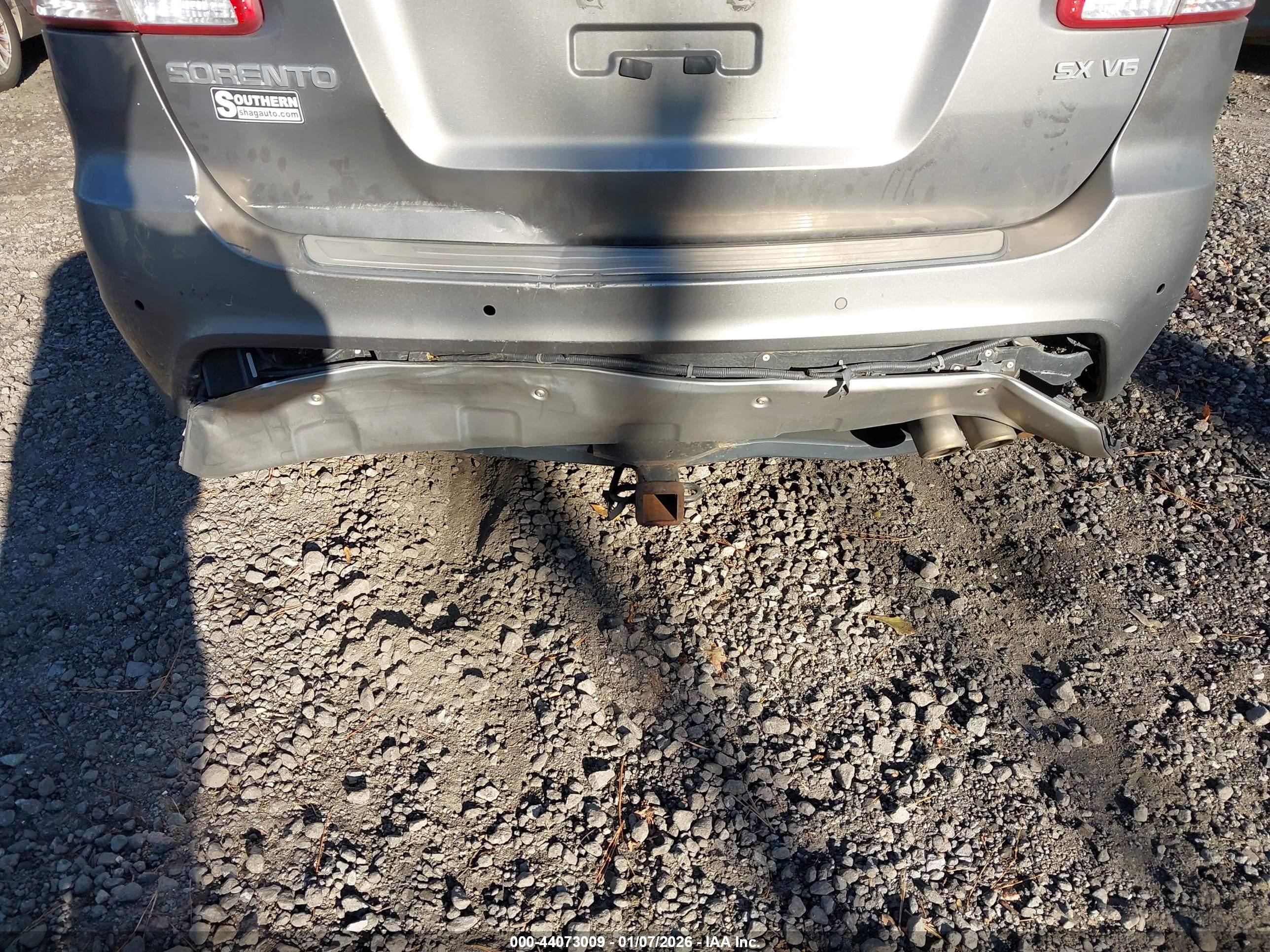 KIA SORENTO image 6