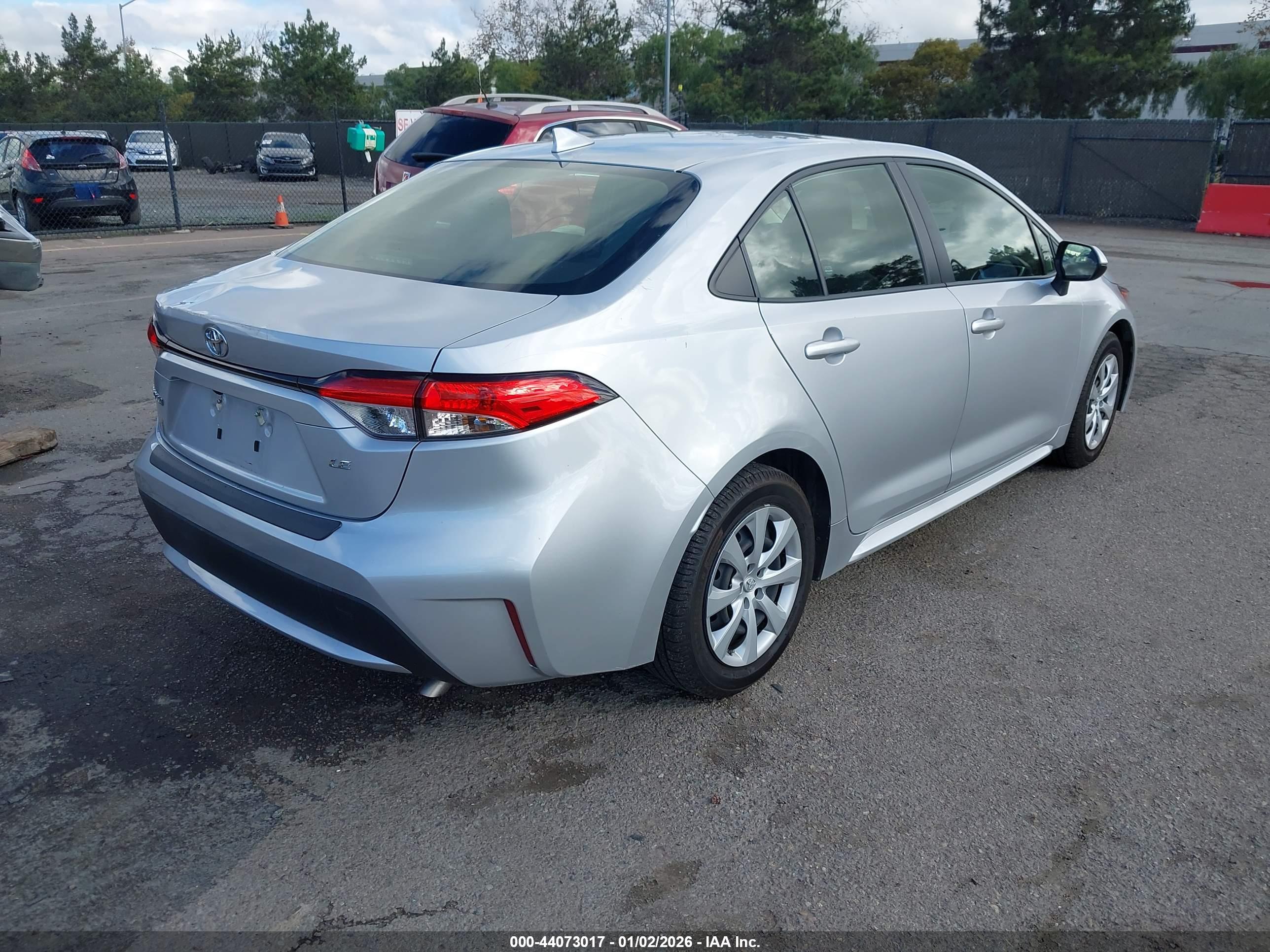 TOYOTA COROLLA image 4