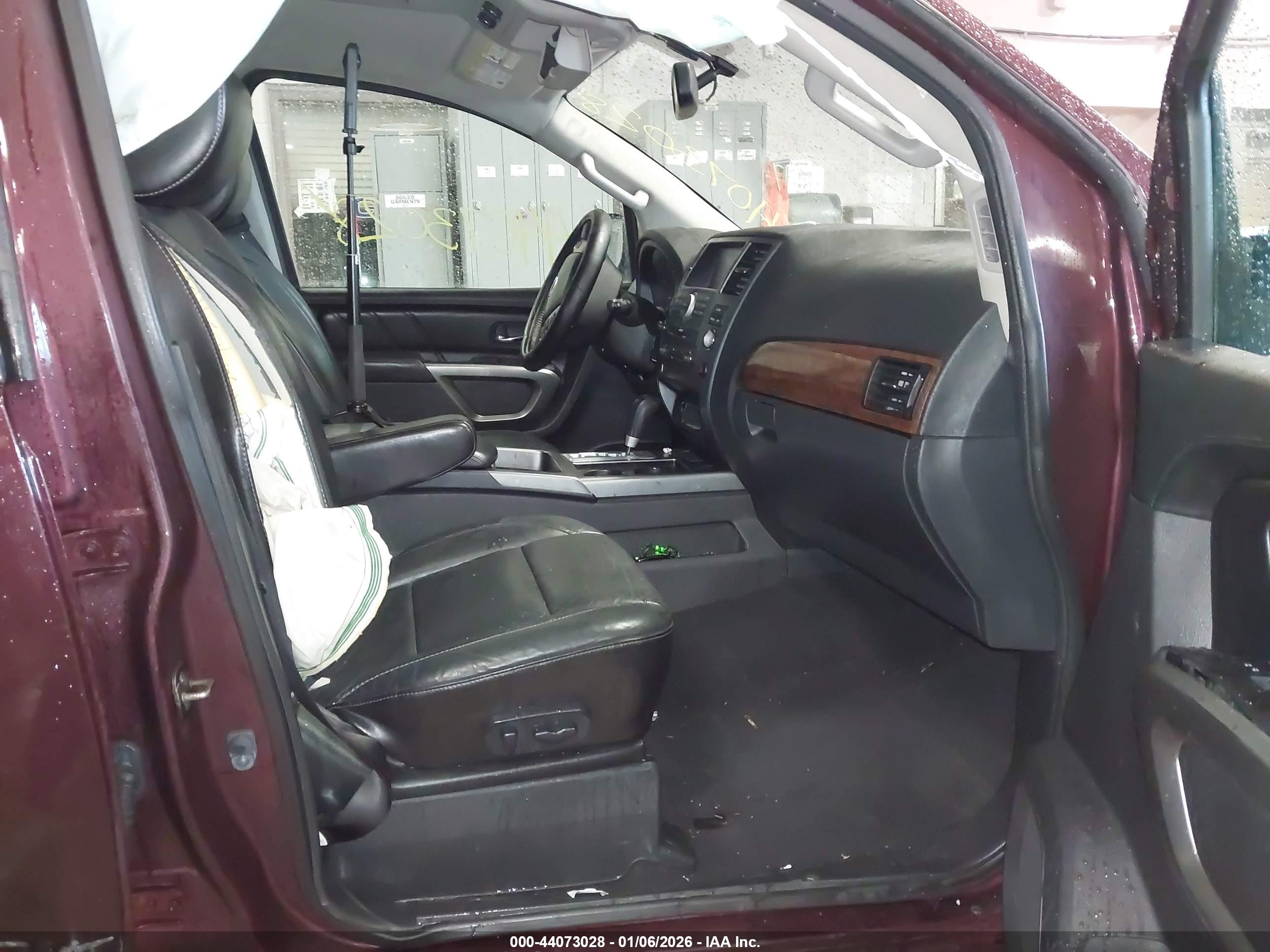 NISSAN ARMADA image 5